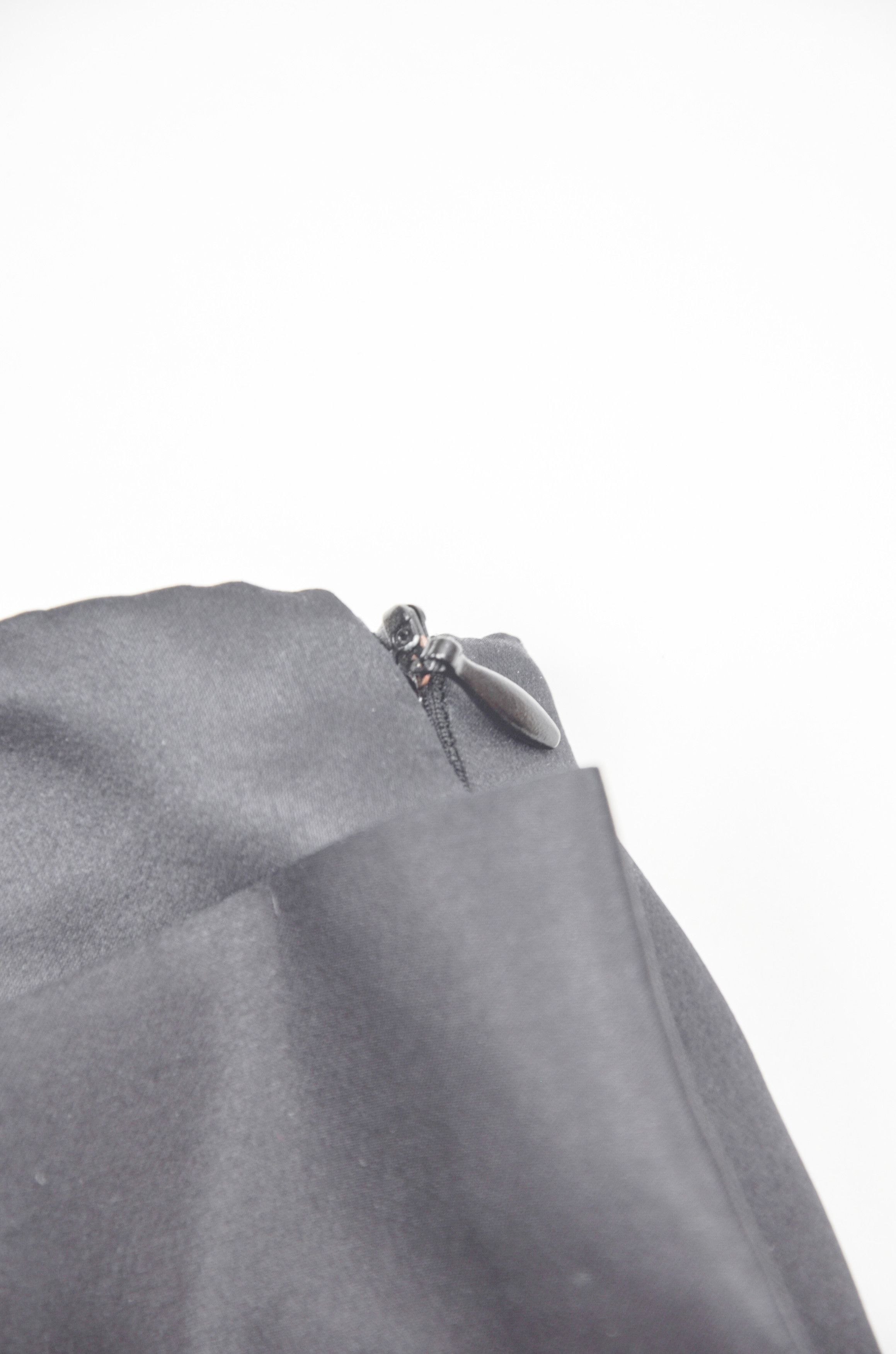 RED Valentino RED Valentino Black Satin Bow Detail Strapless Skirt 40 Size 40" / US 18 - 7 Thumbnail