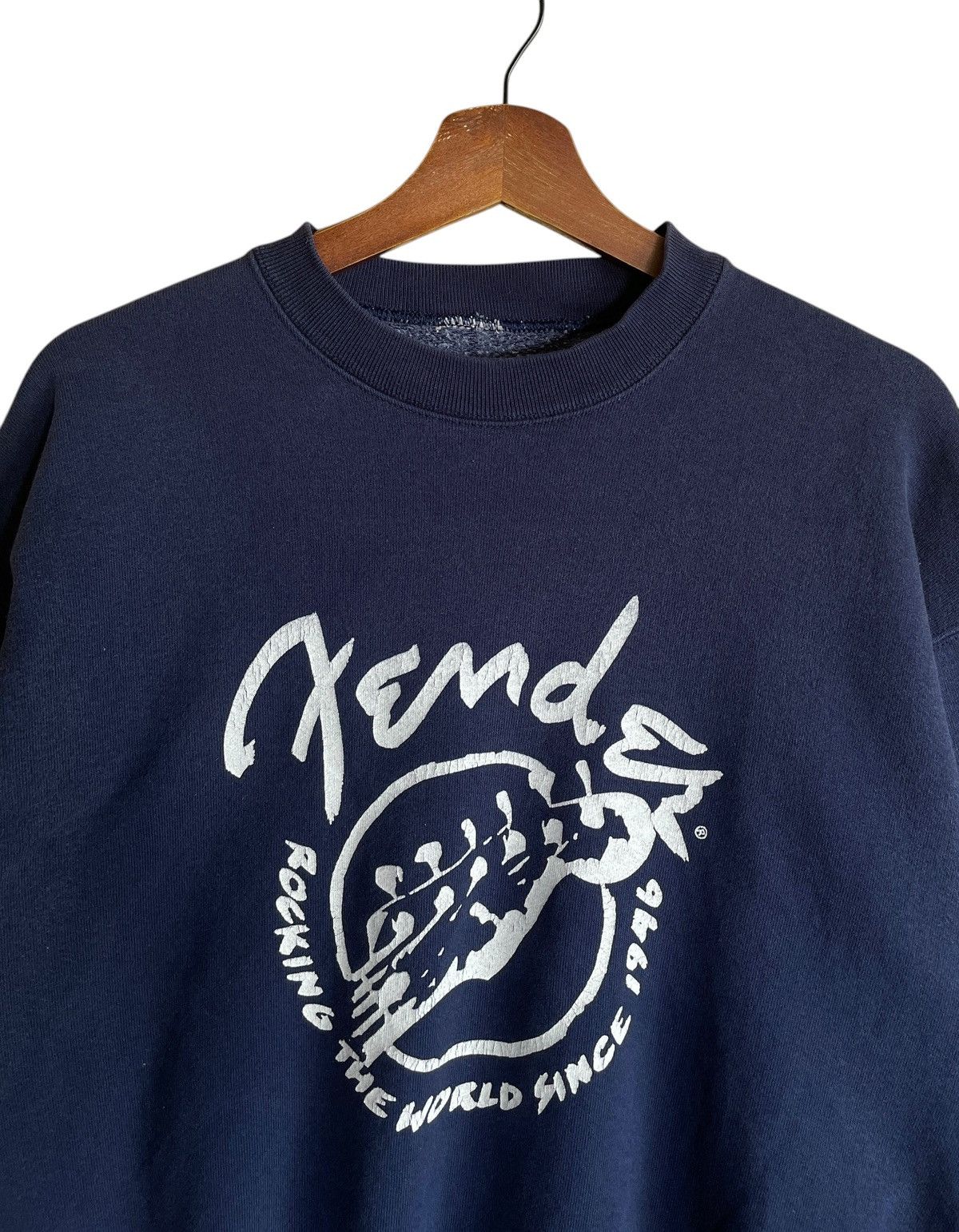 Fender Vintage Brand Fender Guitars Made In Usa Sweatshirt 1990s Size US L / EU 52-54 / 3 - 4 Thumbnail