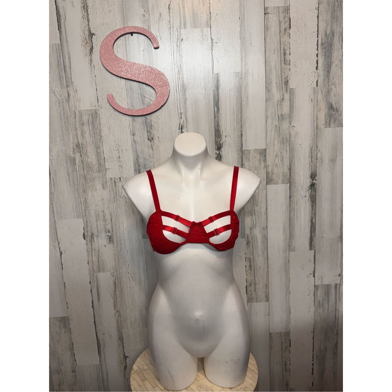 Other PrettyLittleThing Red Strappy Cutout Bra - Size S Size ONE SIZE - 1 Thumbnail