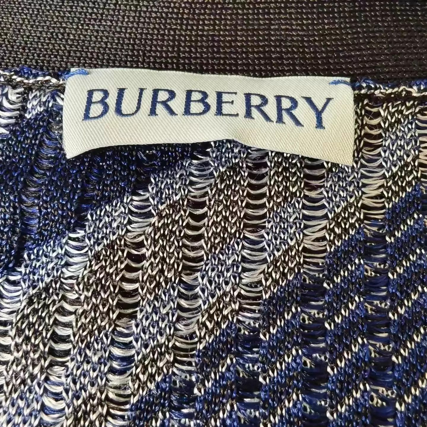 Burberry Burberry SS24 Colorblock Stripe V-Neck Knit Women's Black Size L / US 10 / IT 46 - 3 Thumbnail