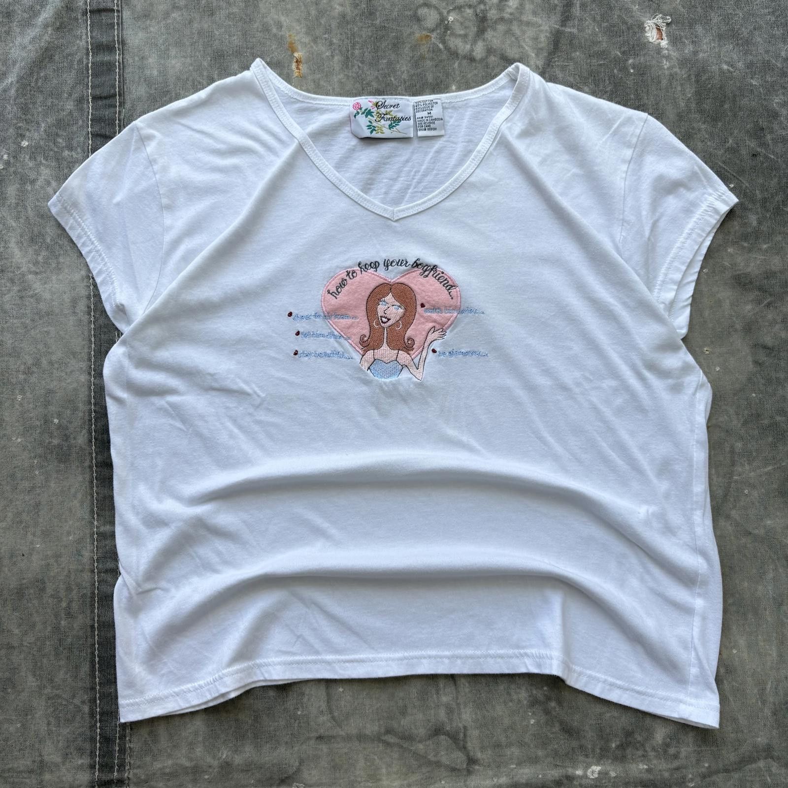 Vintage Vintage 90s Y2K How To Keep Your Boyfriend Heart Funny Shirt Size M / US 6-8 / IT 42-44 - 1 Thumbnail