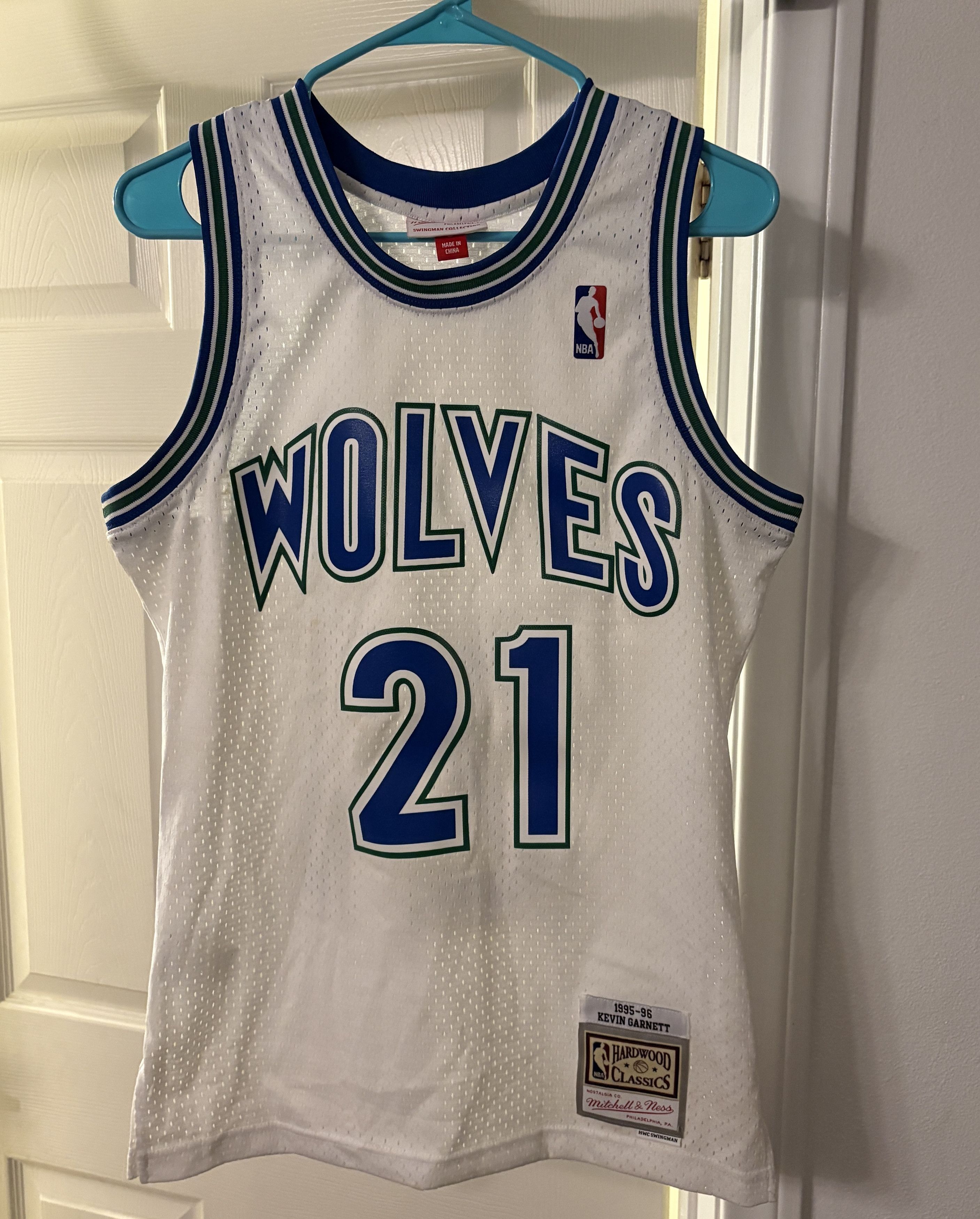 Mitchell & Ness Kevin Garnett Minnesota Timberwolves jersey Size US S / EU 44-46 / 1 - 1 Thumbnail