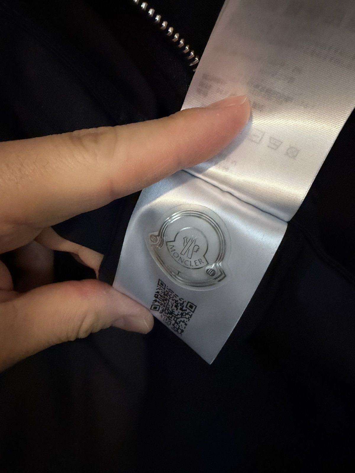 Moncler [BNWT] Moncler Cotton Gabardine Jacket - Navy Blue (Size M) Size US M / EU 48-50 / 2 - 12 Thumbnail