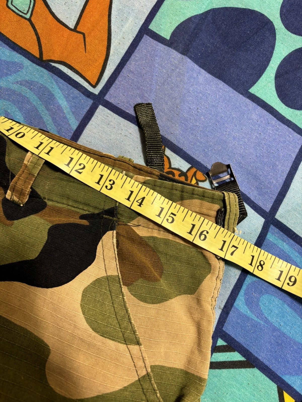 Vintage ***FINAL DROP***RARE 00s CAMO TECHNICAL CARGO SHORT 32-34 Size US 34 / EU 50 - 8 Thumbnail