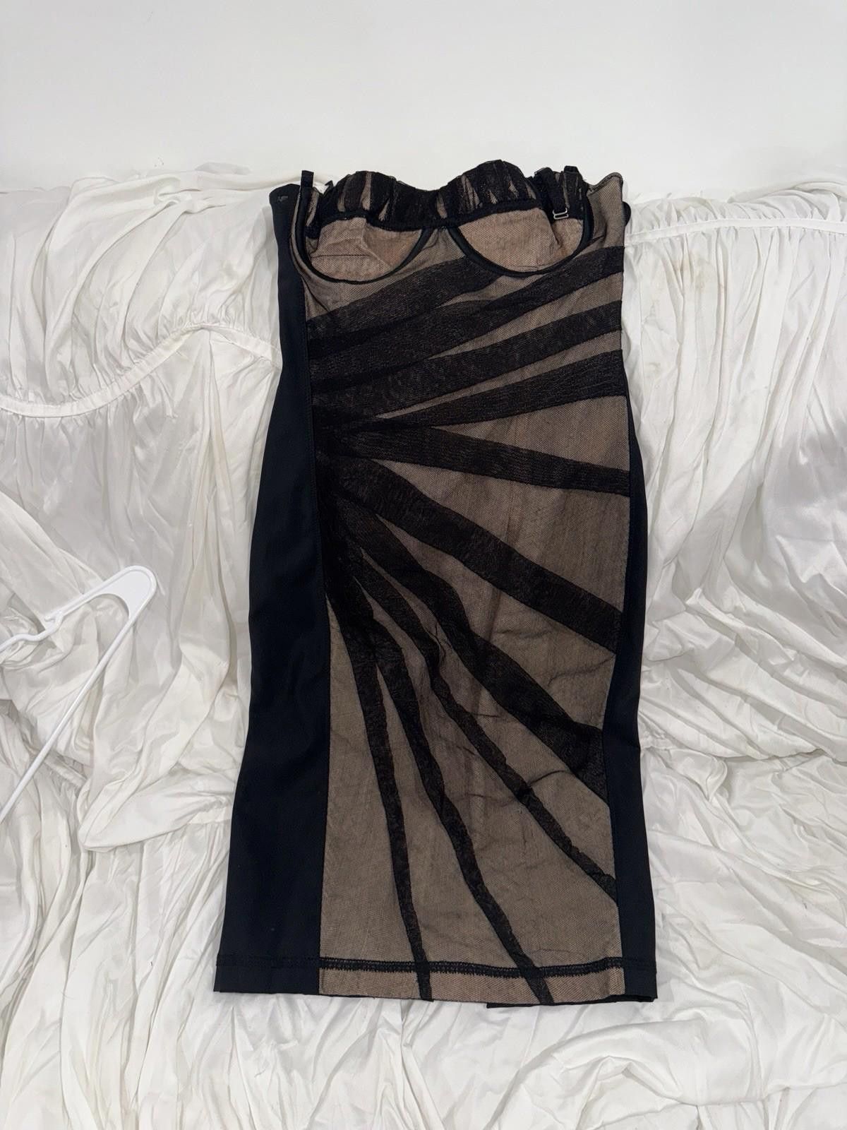 Dolce & Gabbana Dolce&Gabbana Nude Illusion Corset Tulle Bodycon Dress IT40 Size M / US 6-8 / IT 42-44 - 3 Thumbnail