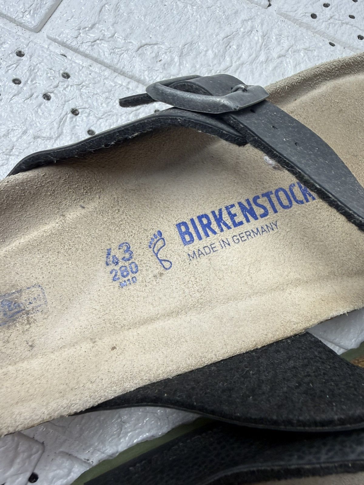 Birkenstock BIRKENSTOCK MEN US9 UK8.5 EUR43 Flip Flop Size US 9 / EU 42 - 8 Thumbnail