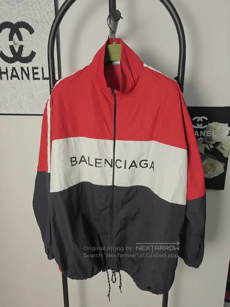 Balenciaga Balenciaga size 38 Windbreaker Jacket Size M / US 6-8 / IT 42-44 - 1 Thumbnail