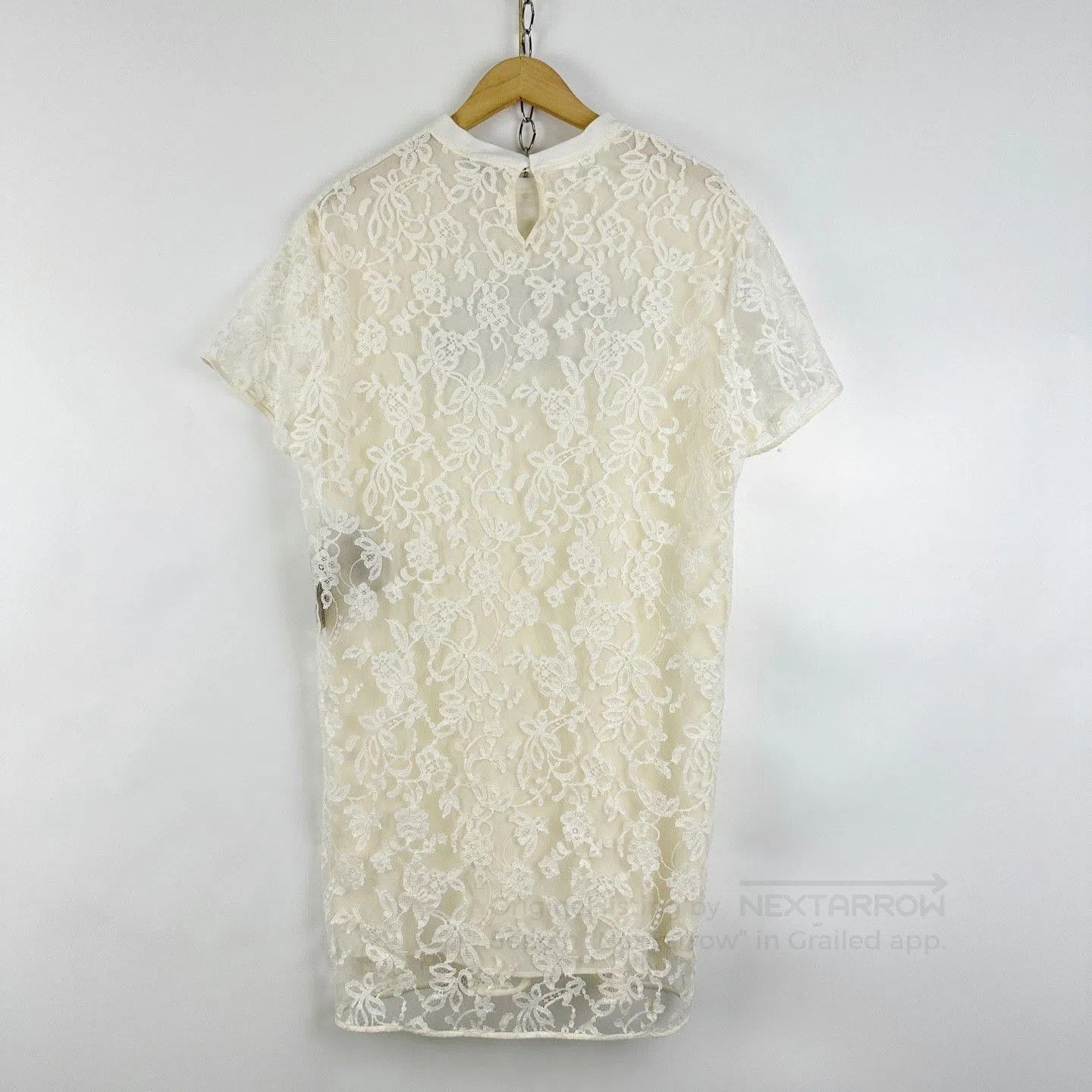 Burberry Burberry Lace Silk Logo Two-Piece Dress. Size XS / US 0-2 / IT 36-38 - 2 Thumbnail