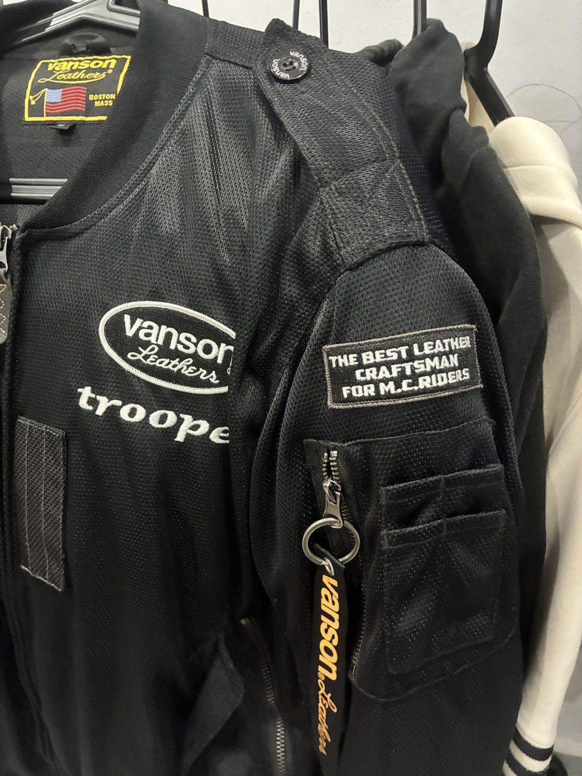 Vanson Leathers Vanson Motorcycle Mesh MA-1 Jacket Size US L / EU 52-54 / 3 - 4 Thumbnail