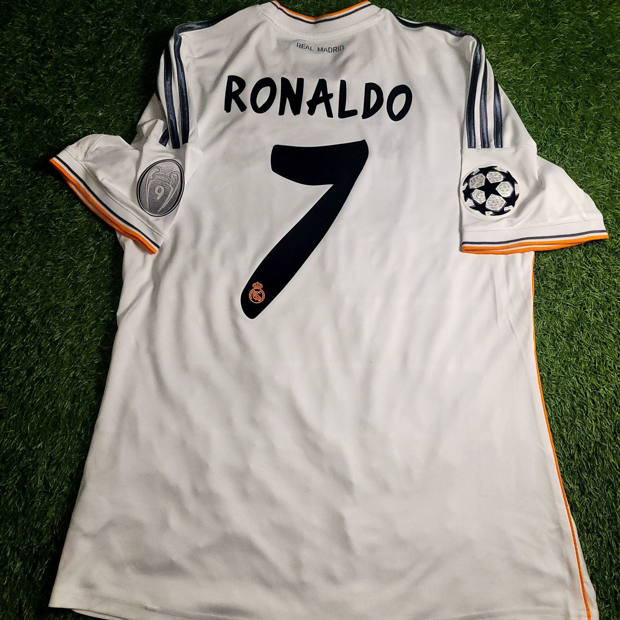 Adidas Ronaldo Real Madrid UEFA FINAL 2013 2014 Soccer Jersey L Size US L / EU 52-54 / 3 - 1 Thumbnail