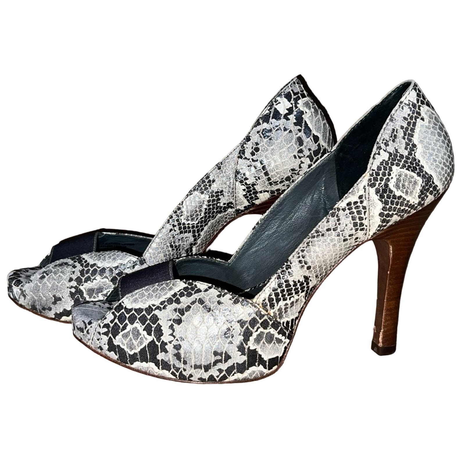 Bcbgmaxazria BCBG Maxazria Snake Skin Leather Open Toe EU 39 US 9 Gray Size US 9 / IT 39 - 1 Thumbnail