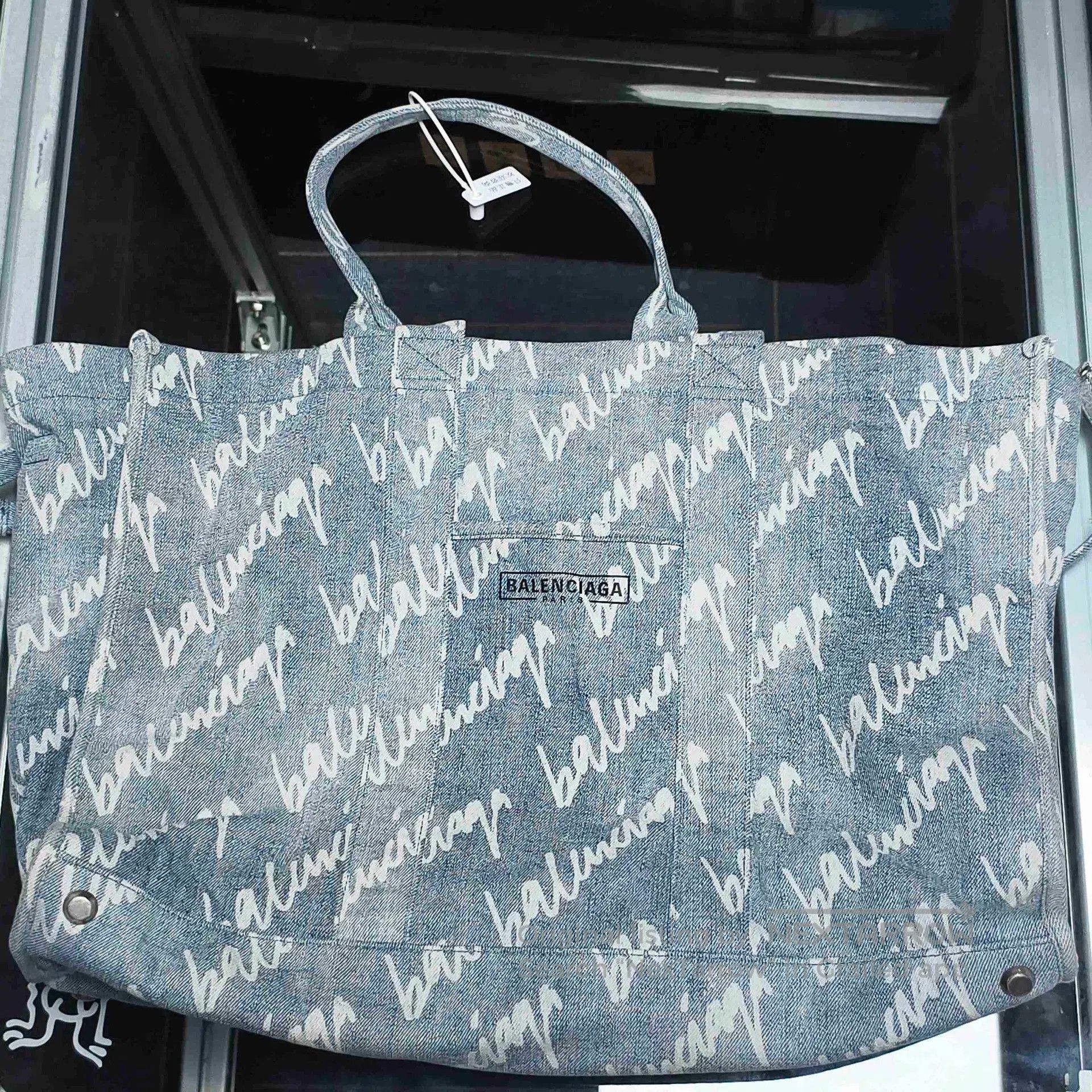 Balenciaga balenciaga all. Size ONE SIZE - 2 Thumbnail