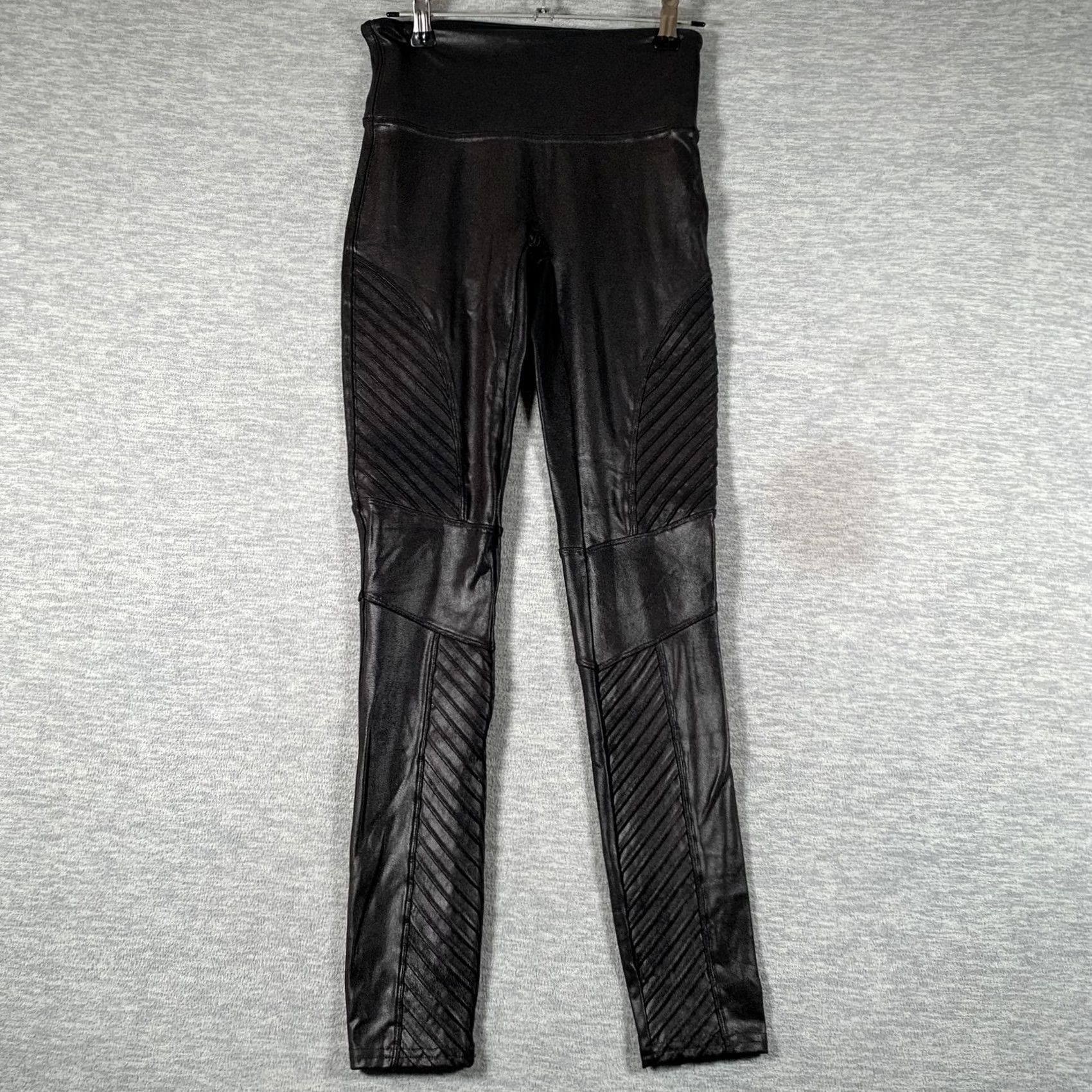 Spanx Spanx Faux Leather Moto Leggings Womens Small Black High Rise Ankle Shaping Size 28" / US 6 / IT 42 - 2 Thumbnail