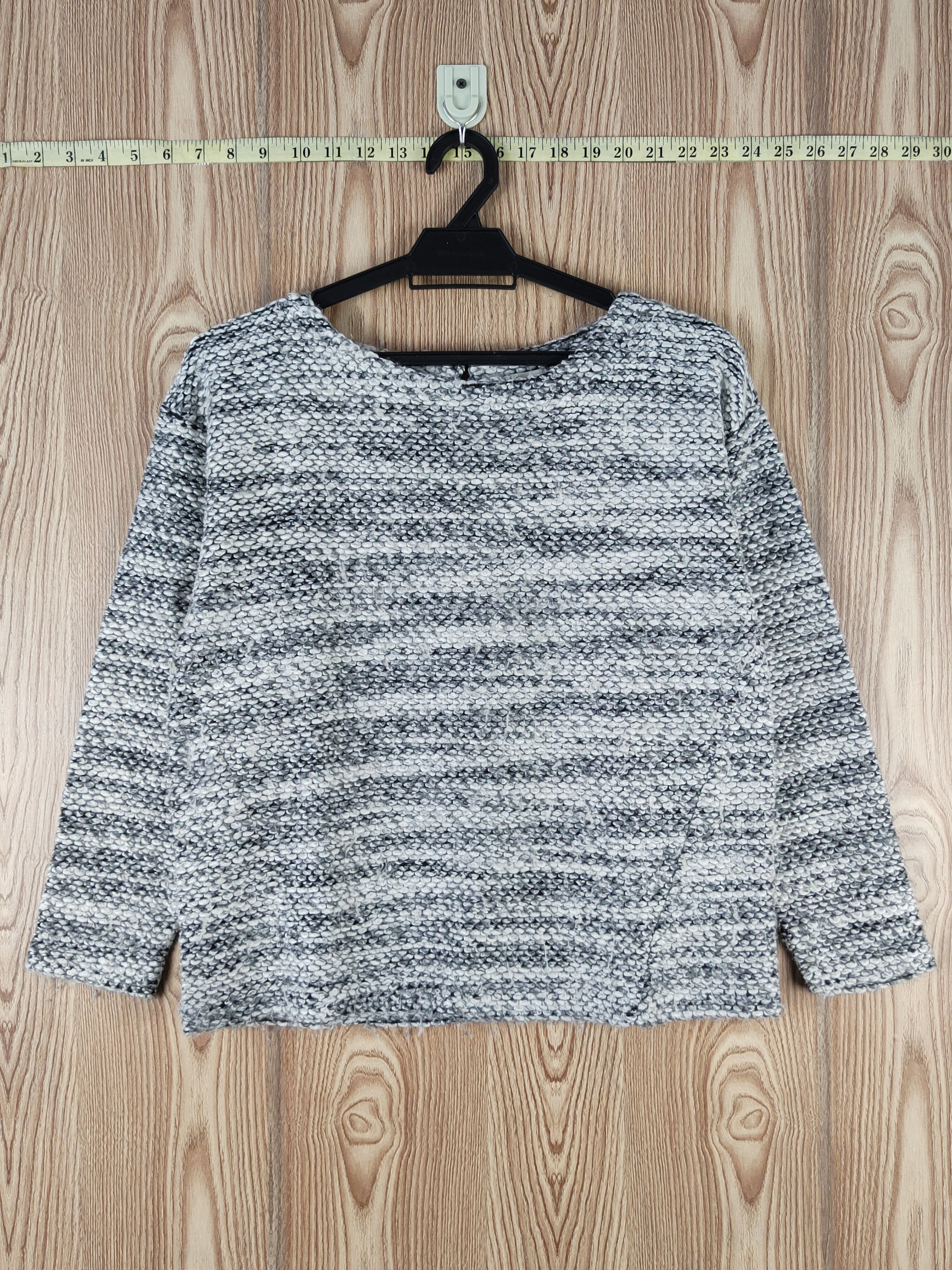 GU × Vintage Vintage 💥 GU Black White Knitwear Blouses Size L / US 10 / IT 46 - 1 Thumbnail