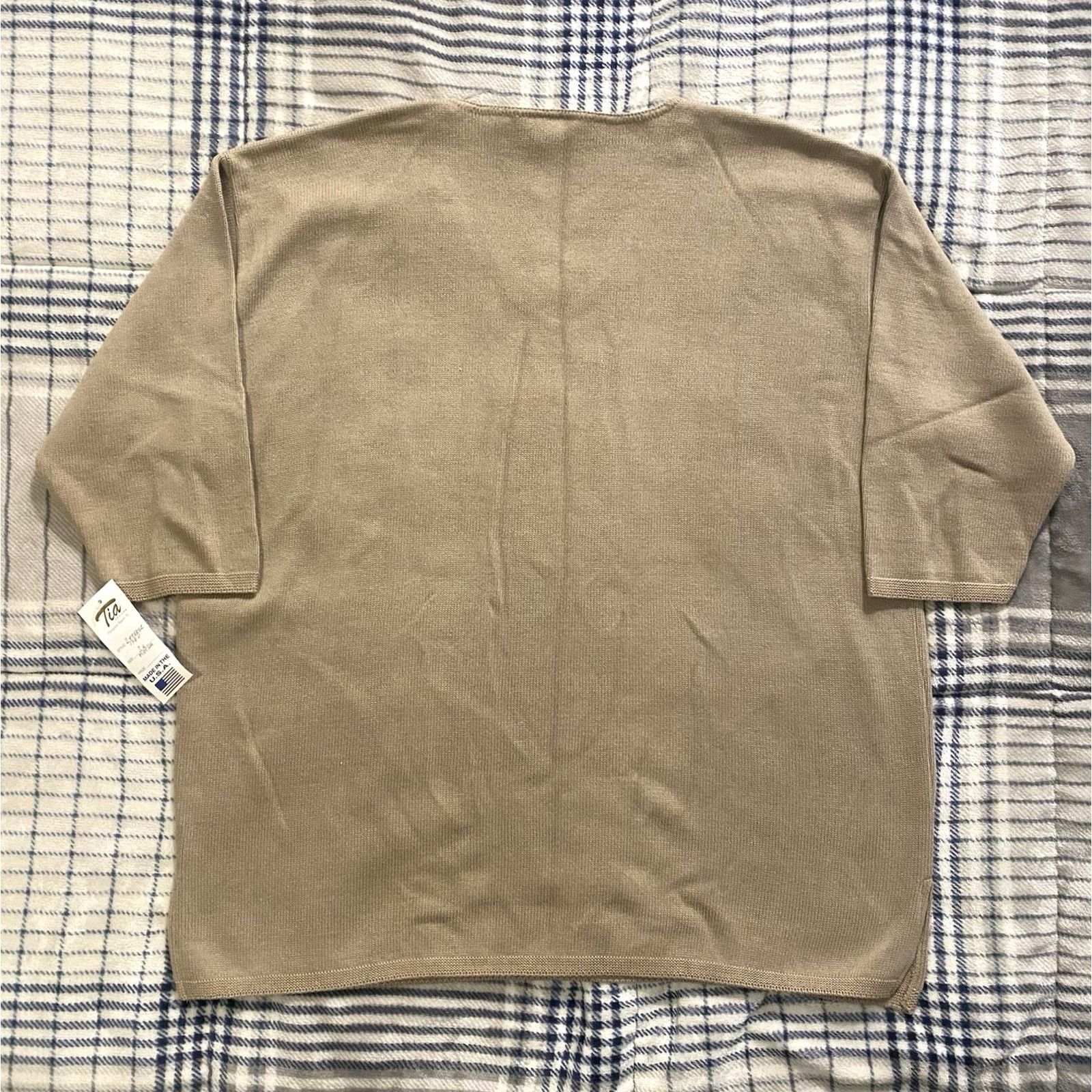 4SDESIGNS VINTAGE Tia S DESIDNS Short Sleeve Sweater Embroidered Cats Rhinestones 2XL NWT Beige Cap Sleeve Pullover Cats 90s Womens Size XXL / US 16-18 / IT 52-54 - 2 Thumbnail
