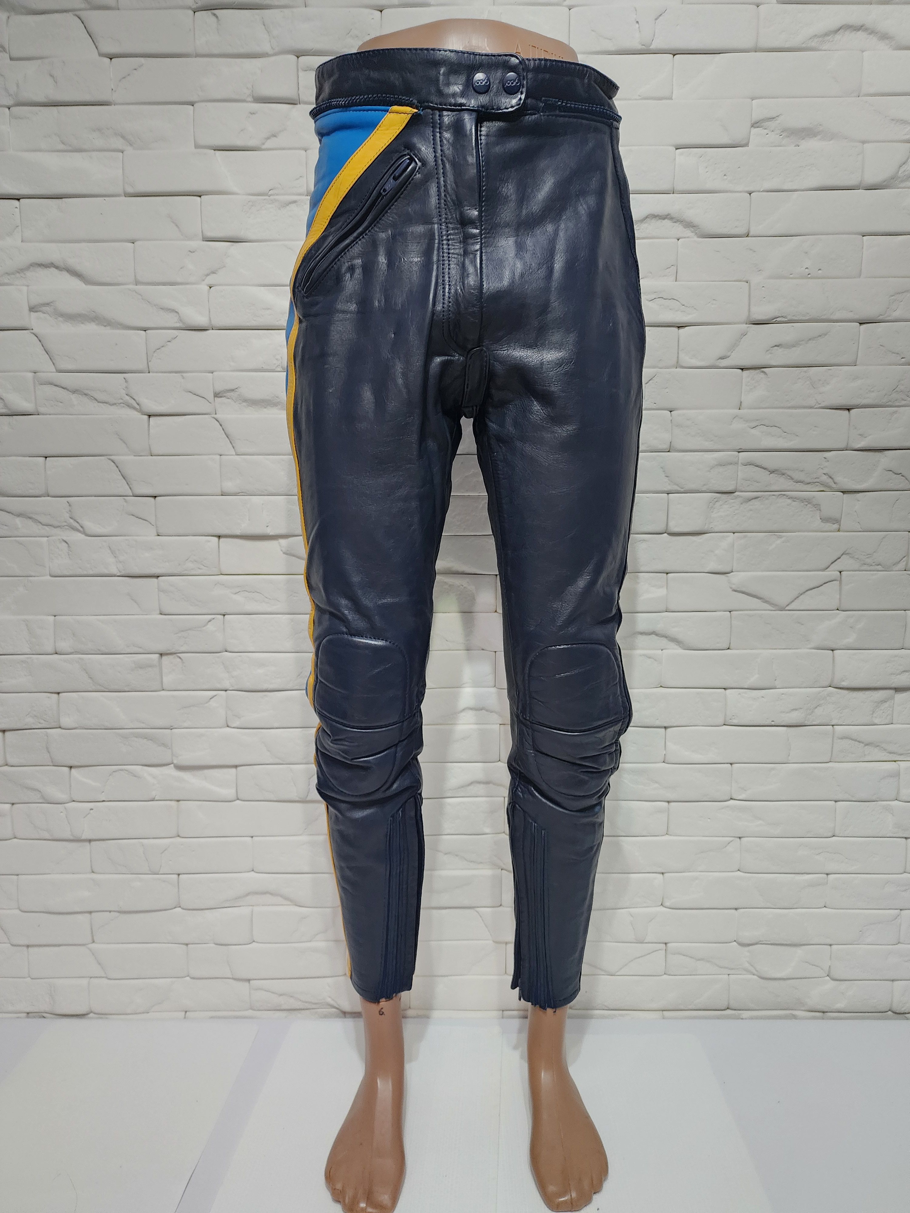 Genuine Leather Black leather biker pants for women. Size 27" / US 4 / IT 40 - 1 Thumbnail