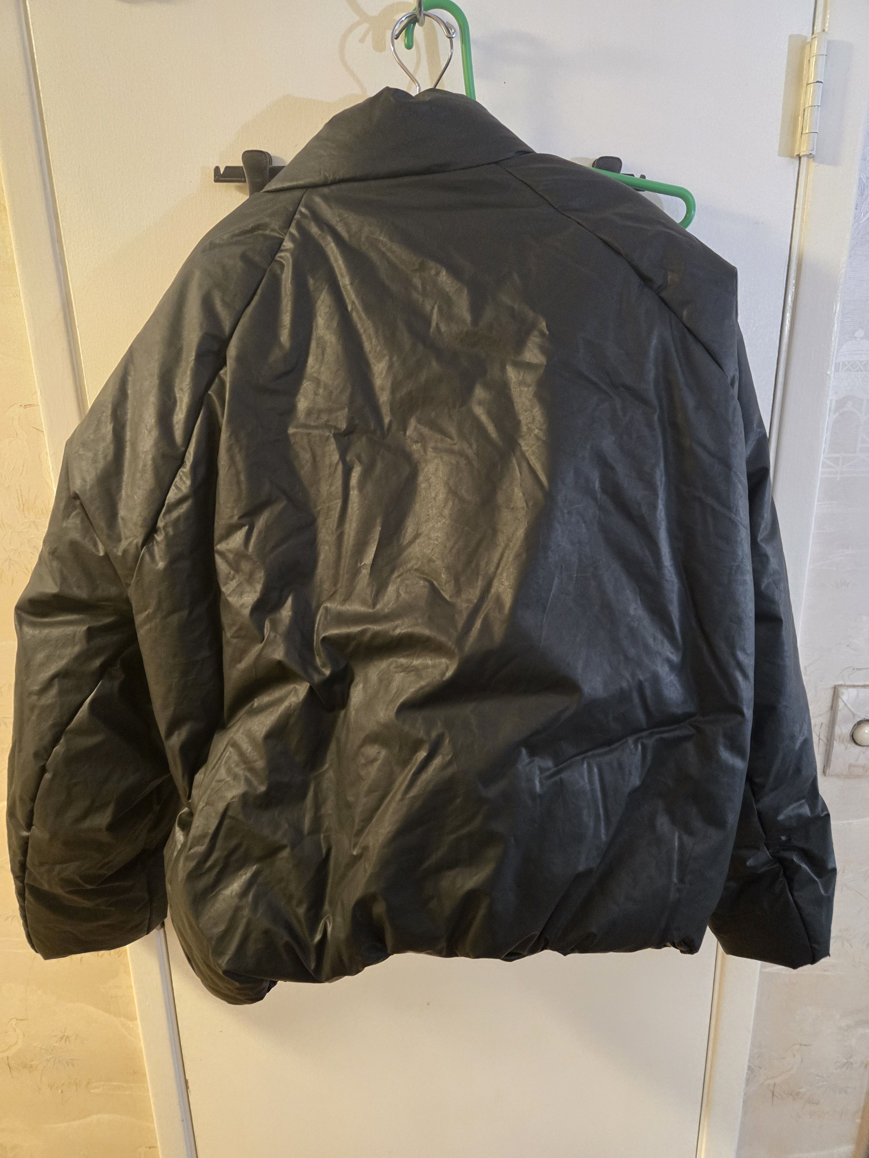 Gap Yeezy gap round jacket v1 black size large Size US L / EU 52-54 / 3 - 3 Thumbnail
