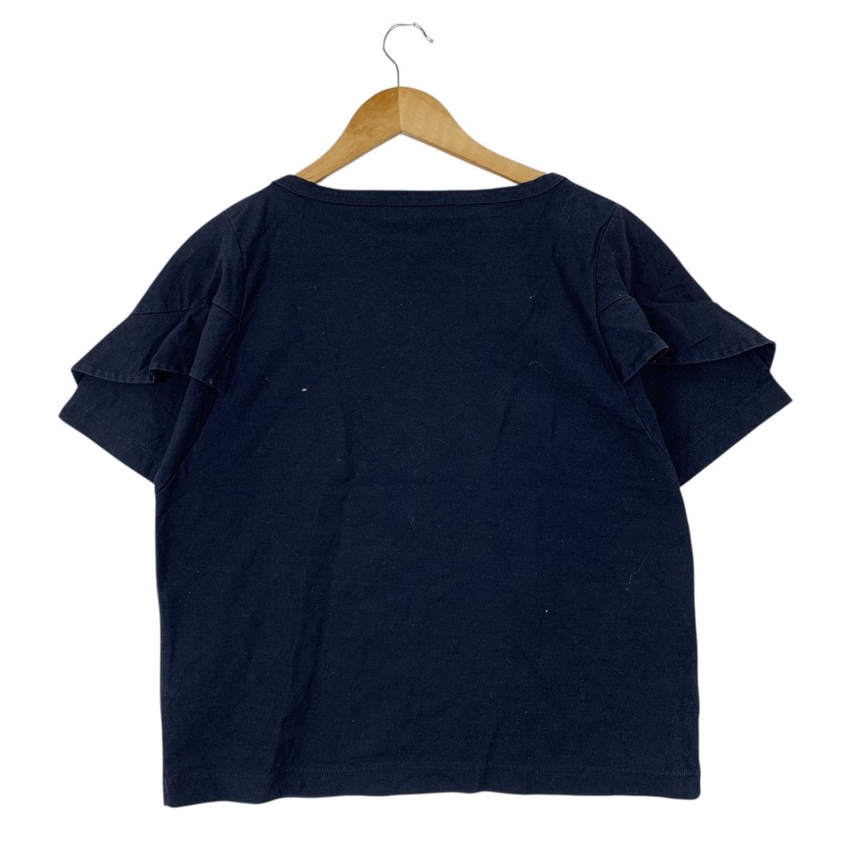 Japanese Brand SACRA Japanese Brand Crew Neck Short Sleeve Tshirt Size M / US 6-8 / IT 42-44 - 3 Thumbnail