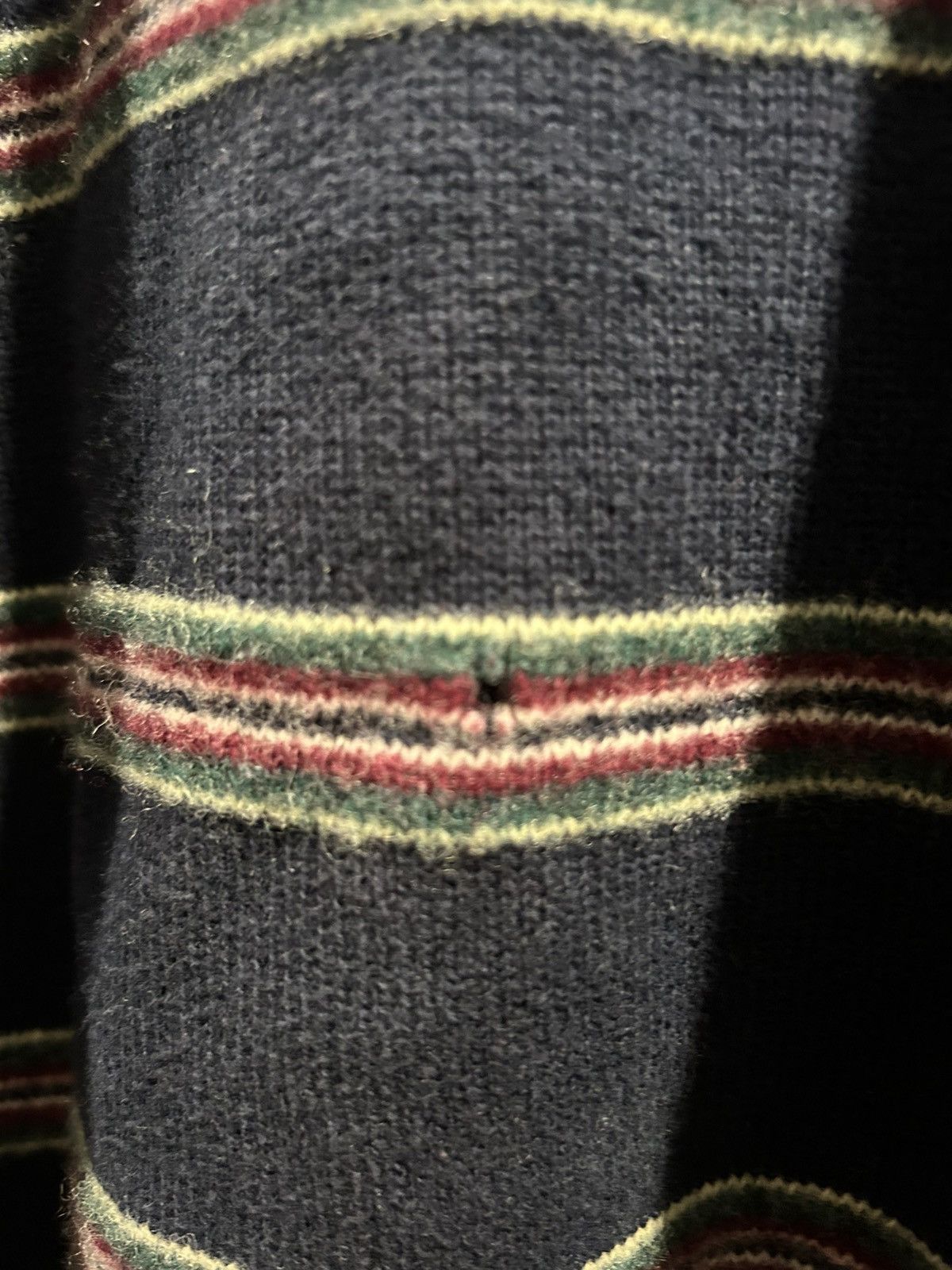 Tommy Hilfiger Vintage Tommy Hilfiger Knit Sweater Crest Logo Size US L / EU 52-54 / 3 - 7 Thumbnail
