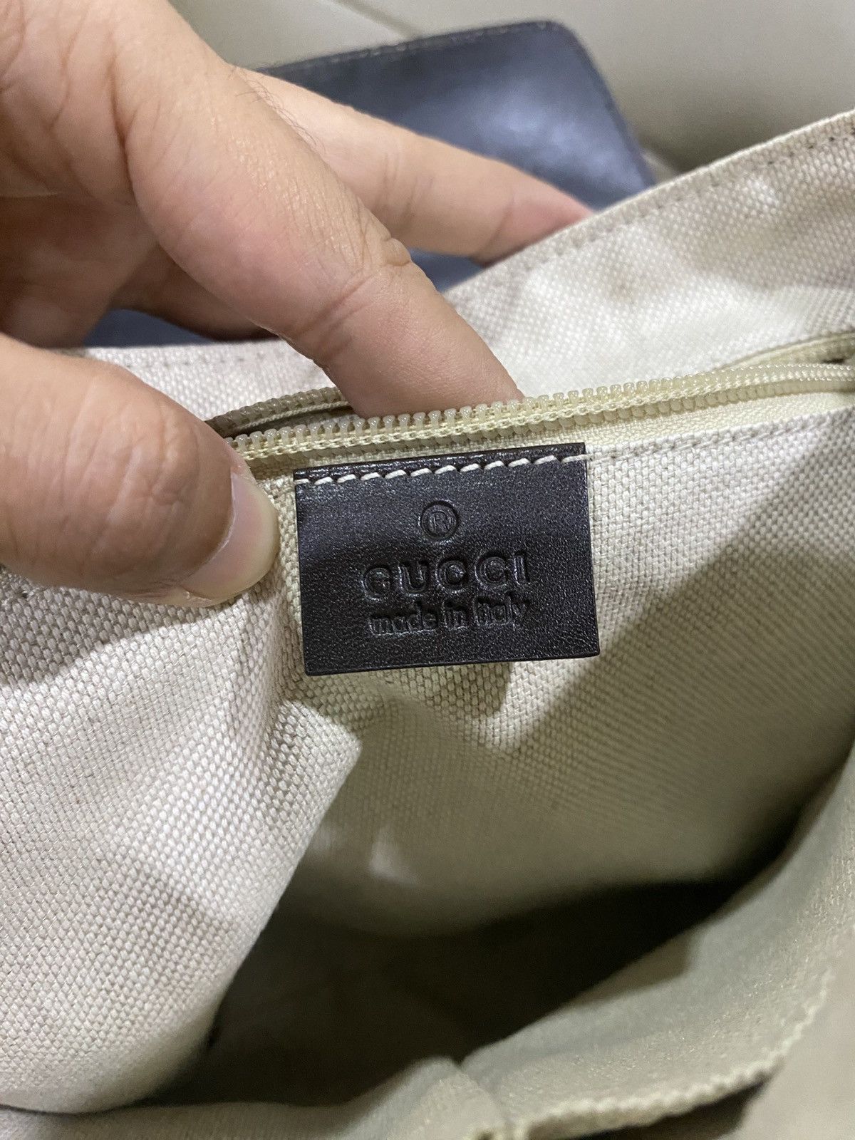 Gucci Authentic Gucci GG Supreme Flap Messenger Bag Size ONE SIZE - 16 Thumbnail