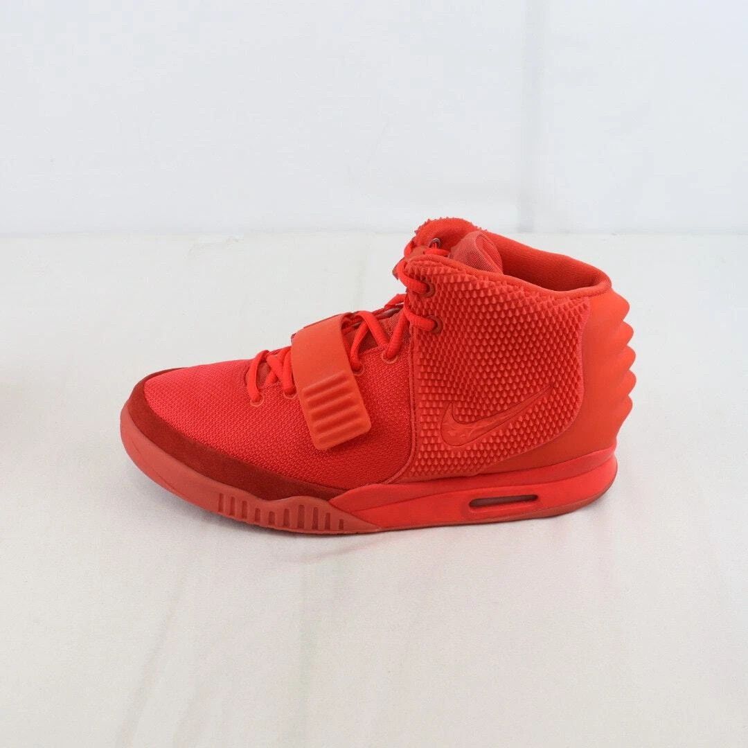 Yeezy o1rshd1 Red October Sneaker in Red Size US 11 / EU 44 - 12 Thumbnail