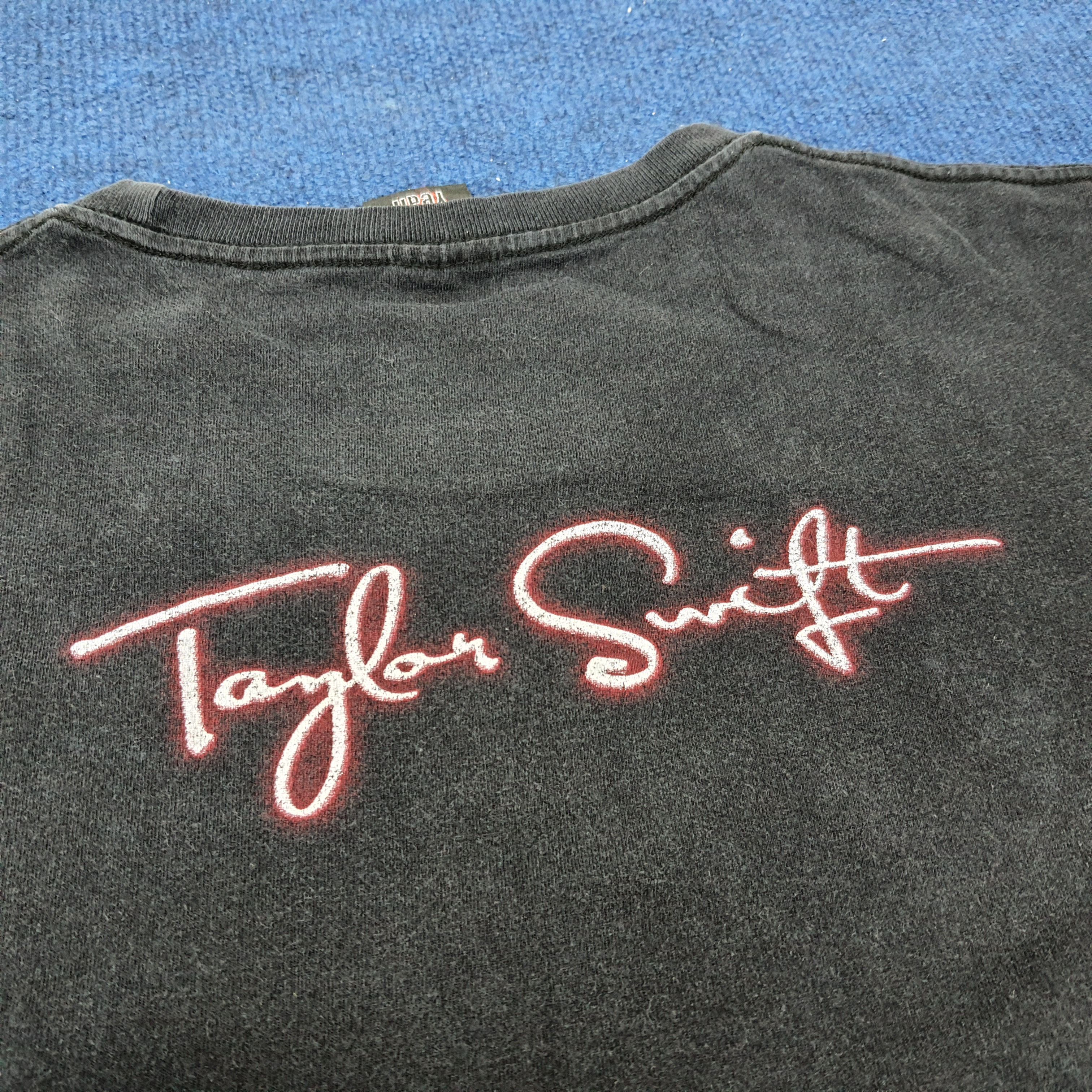 Band Tees × Vintage Vintage Taylor Swift America Singer Tour Tshirt Size US M / EU 48-50 / 2 - 4 Thumbnail