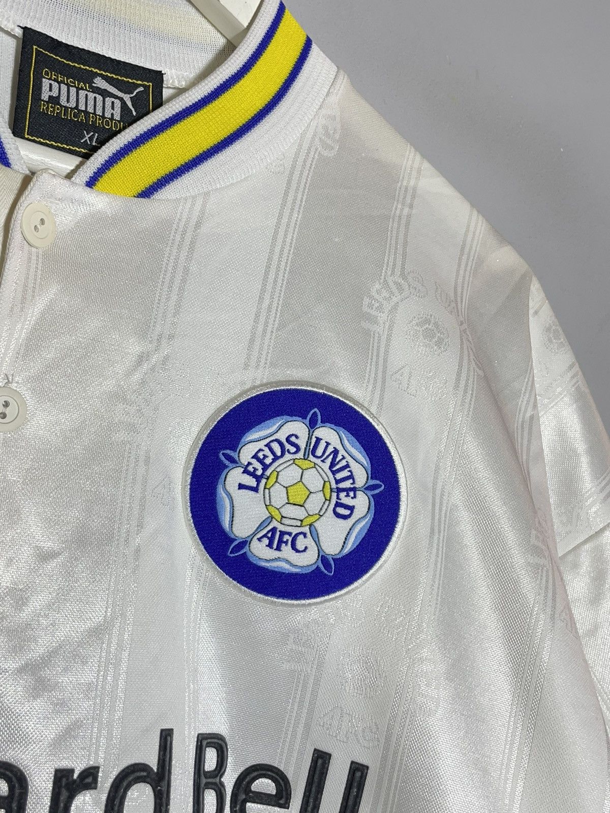 Puma × Vintage Leeds United Puma 1996/98 Vintage Football Shirt Size US XL / EU 56 / 4 - 4 Thumbnail