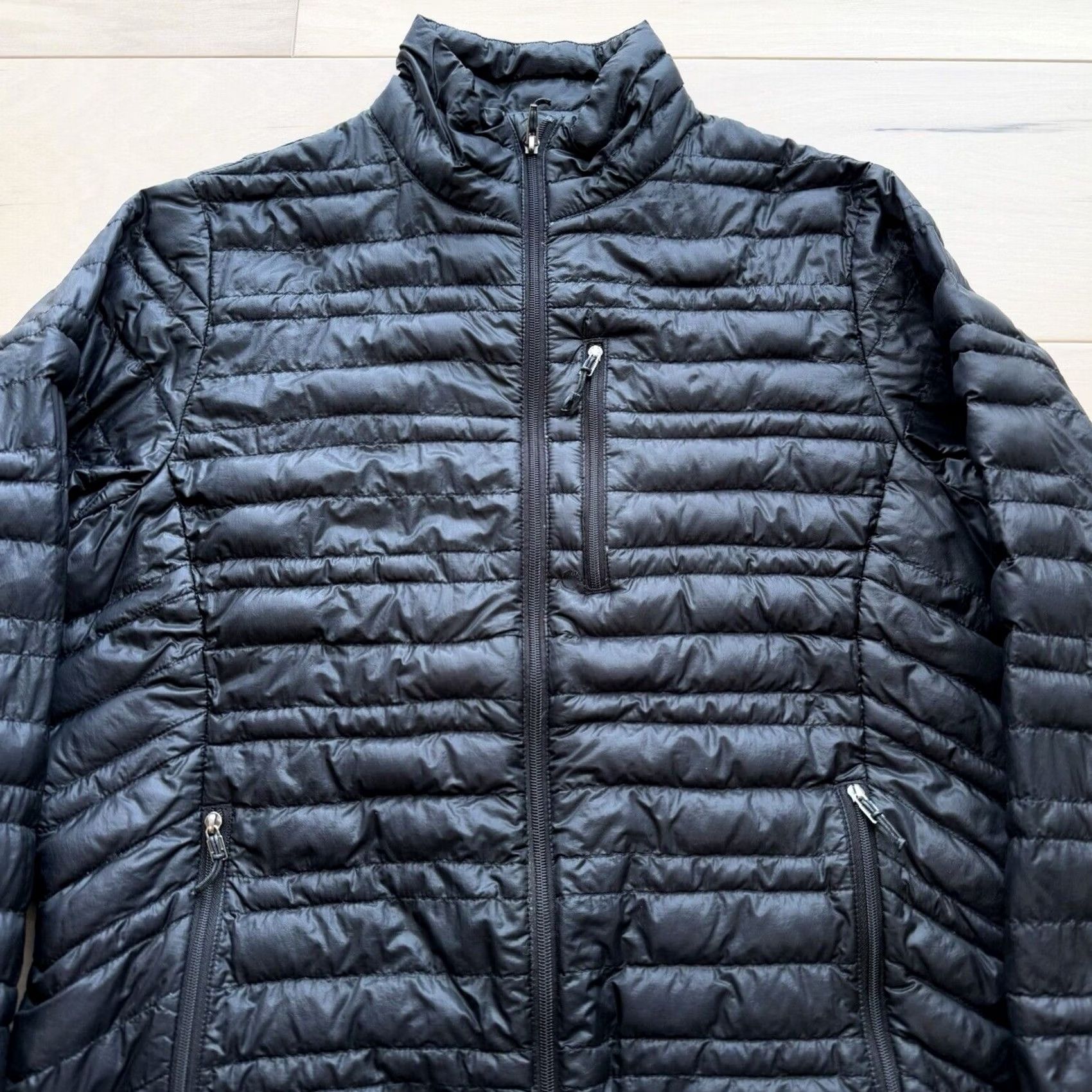 Patagonia Patagonia Women's M Black Down Jacket Ultralight Lightweight Puff Outerwear Size M / US 6-8 / IT 42-44 - 3 Thumbnail