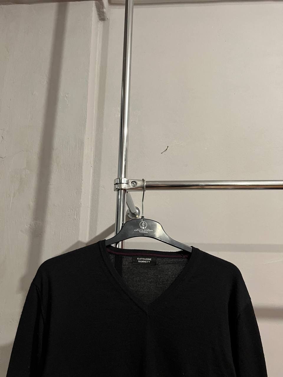 Katharine Hamnett London KATHARINE HAMNETT WOOL V-NECK CLASSIC MENS JUMPER SWEATER XL Size US XL / EU 56 / 4 - 5 Thumbnail
