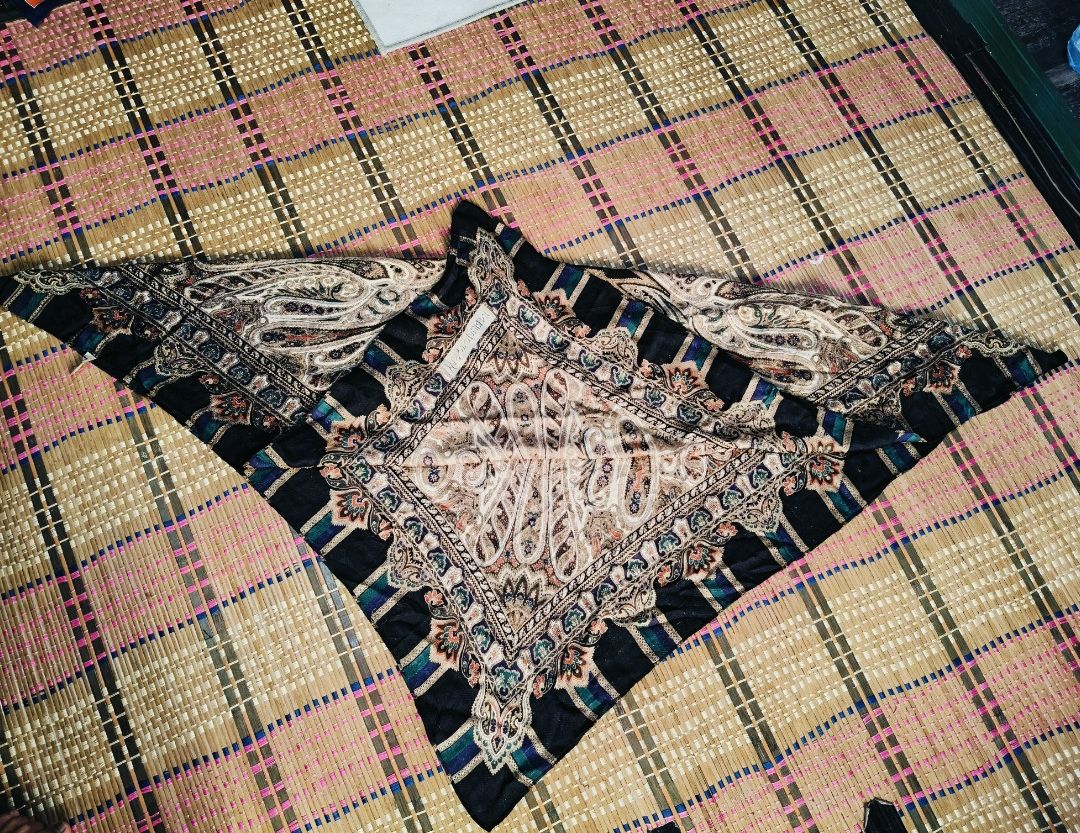 Yves Saint Laurent Vintage Yves saint Lauren wool scarf Size ONE SIZE - 3 Thumbnail