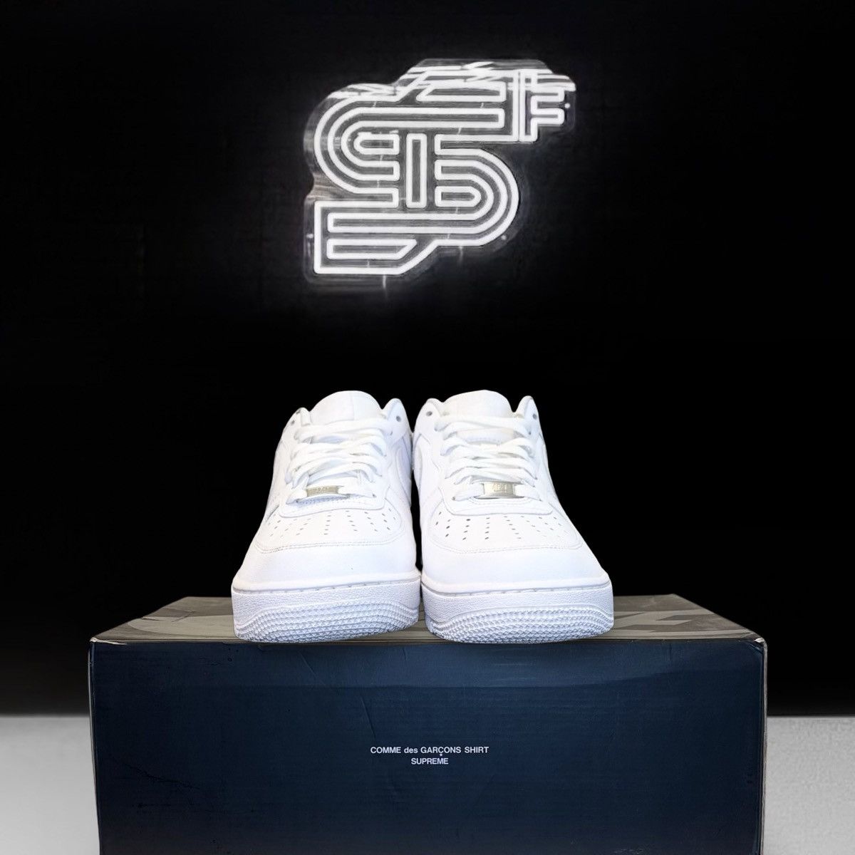 Comme des Garcons SHIRT × Nike × Supreme Nike x Supreme x CDG AF1 Size US 9 / EU 42 - 2 Thumbnail