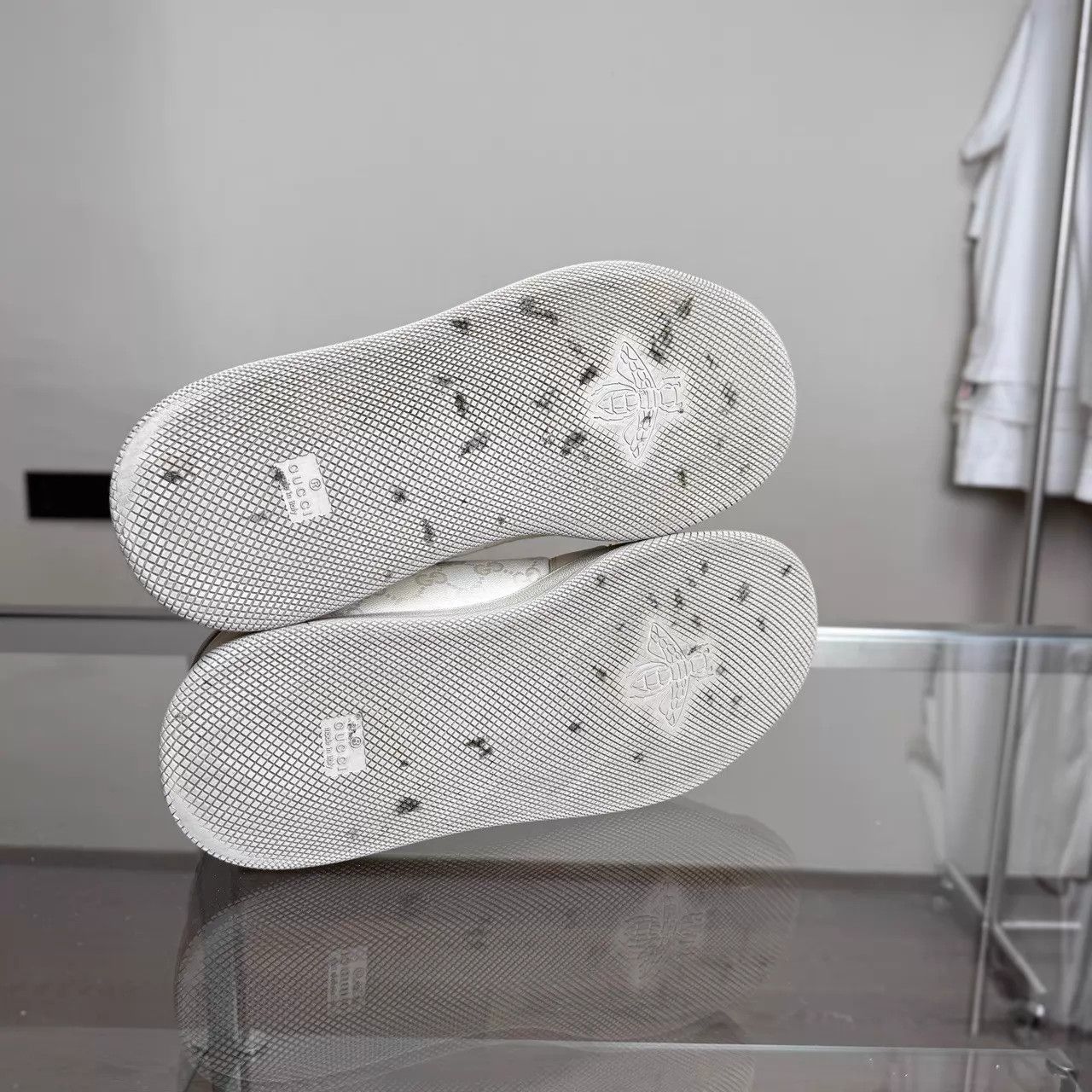 Gucci Gucci Gray & White Puffy Sneaker UK9.5 (43.5) Size US 10.5 / EU 43-44 - 6 Thumbnail
