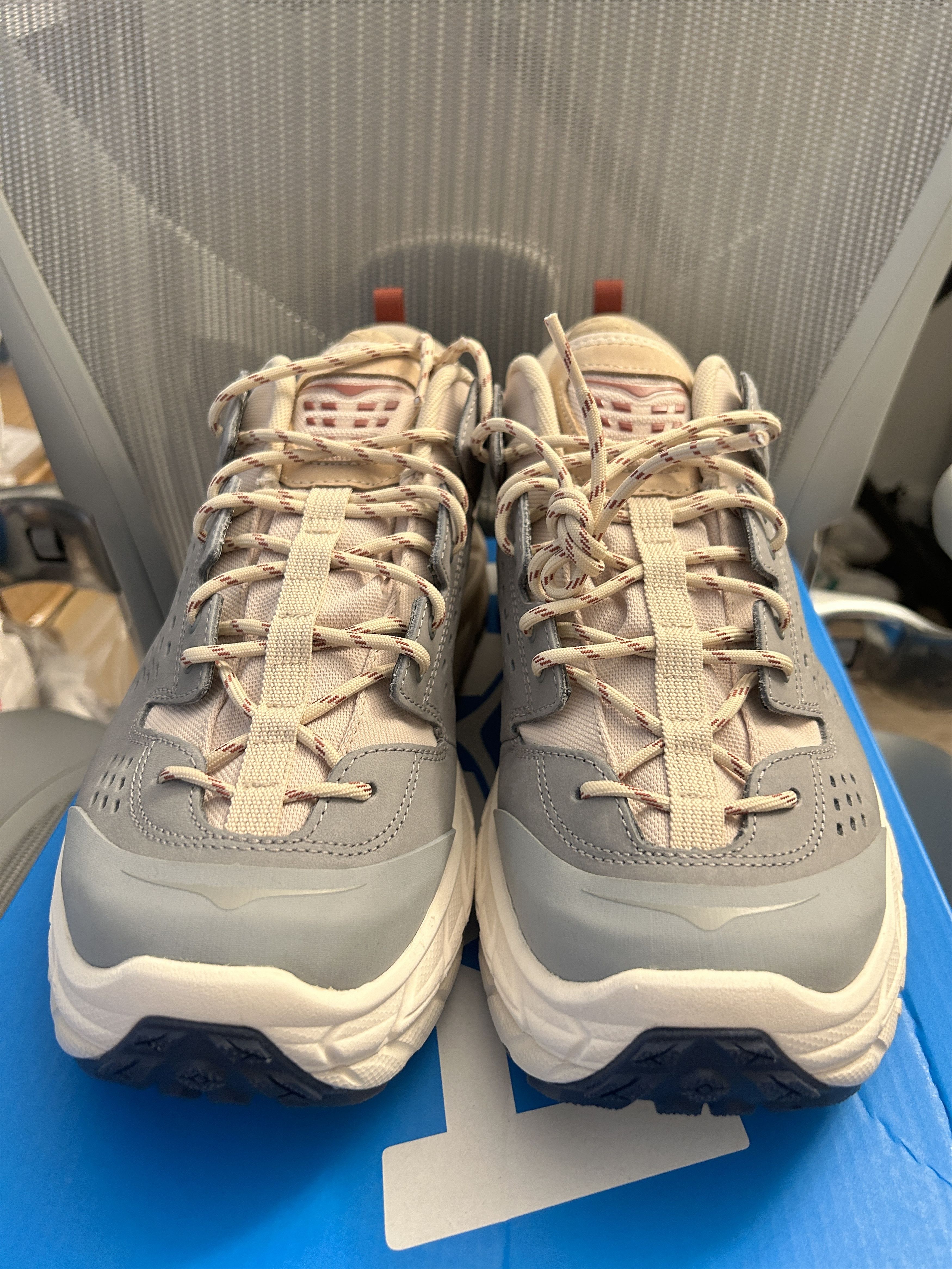 Hoka Tor Ultra GORE-TEX Low Limestone Shifting Sand Size US 12 / EU 45 - 5 Thumbnail
