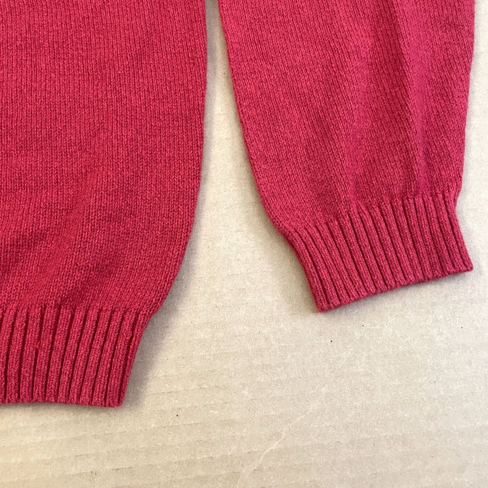 Tommy Hilfiger VINTAGE Tommy Hilfiger Sweater Adult XL Red Knit Pullover Logo Mens Size US XL / EU 56 / 4 - 2 Thumbnail