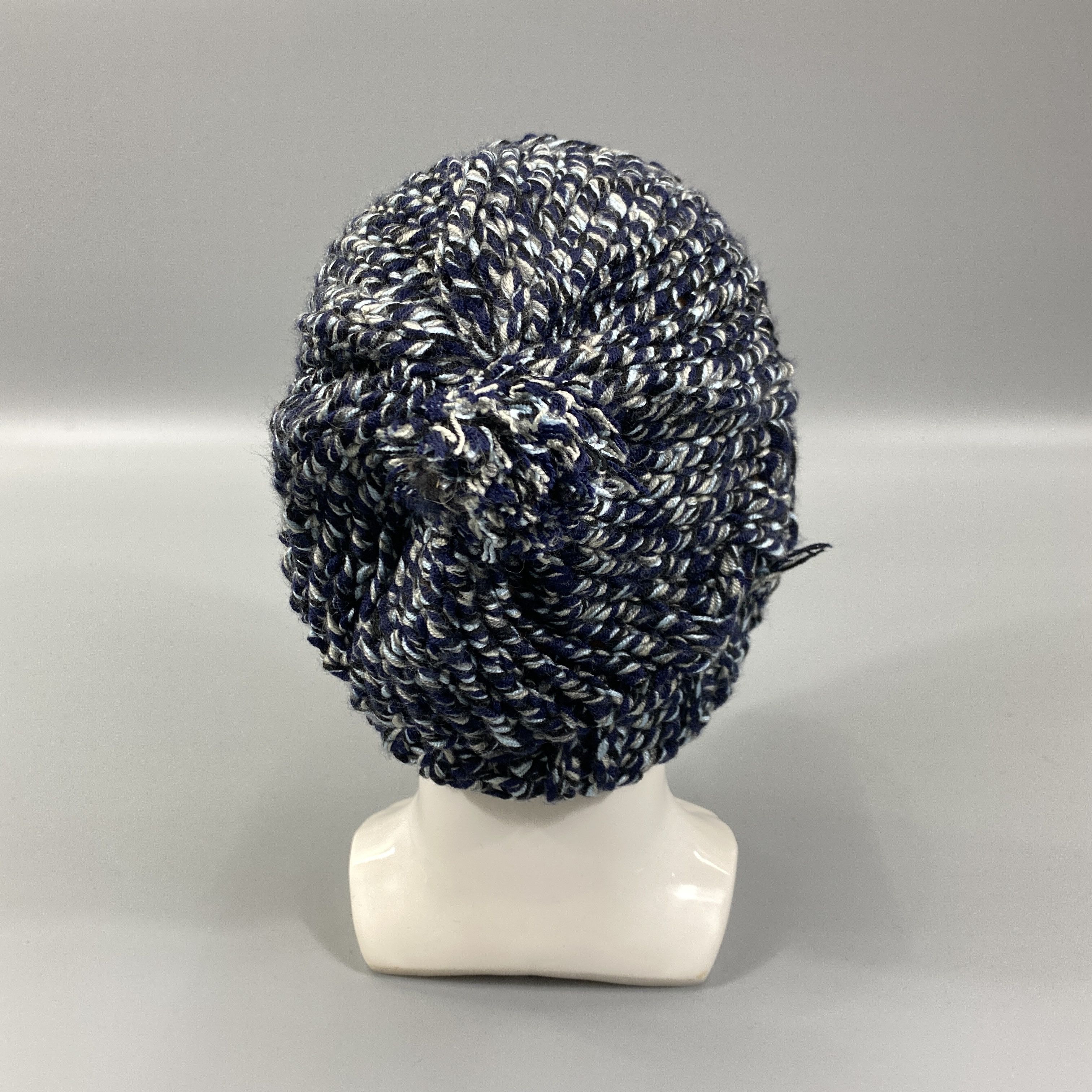 Japanese Brand Knit Snow Cap Beanie Hat With Pom Pom -BN1118 Size ONE SIZE - 3 Thumbnail