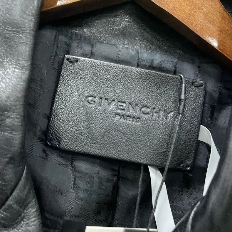 Givenchy Givenchy Size48 Animal Print Leather Jacket 48 / New 95 Size US M / EU 48-50 / 2 - 3 Thumbnail