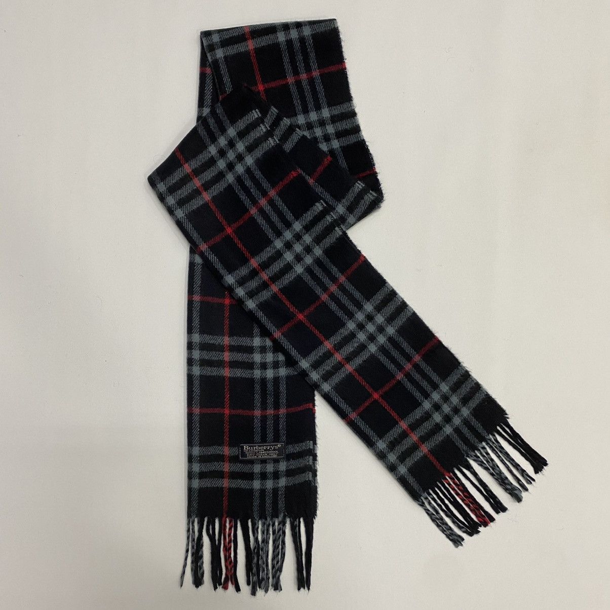 Burberry BURBERRYS SCARF MUFFLER BUR007 Size ONE SIZE - 2 Thumbnail