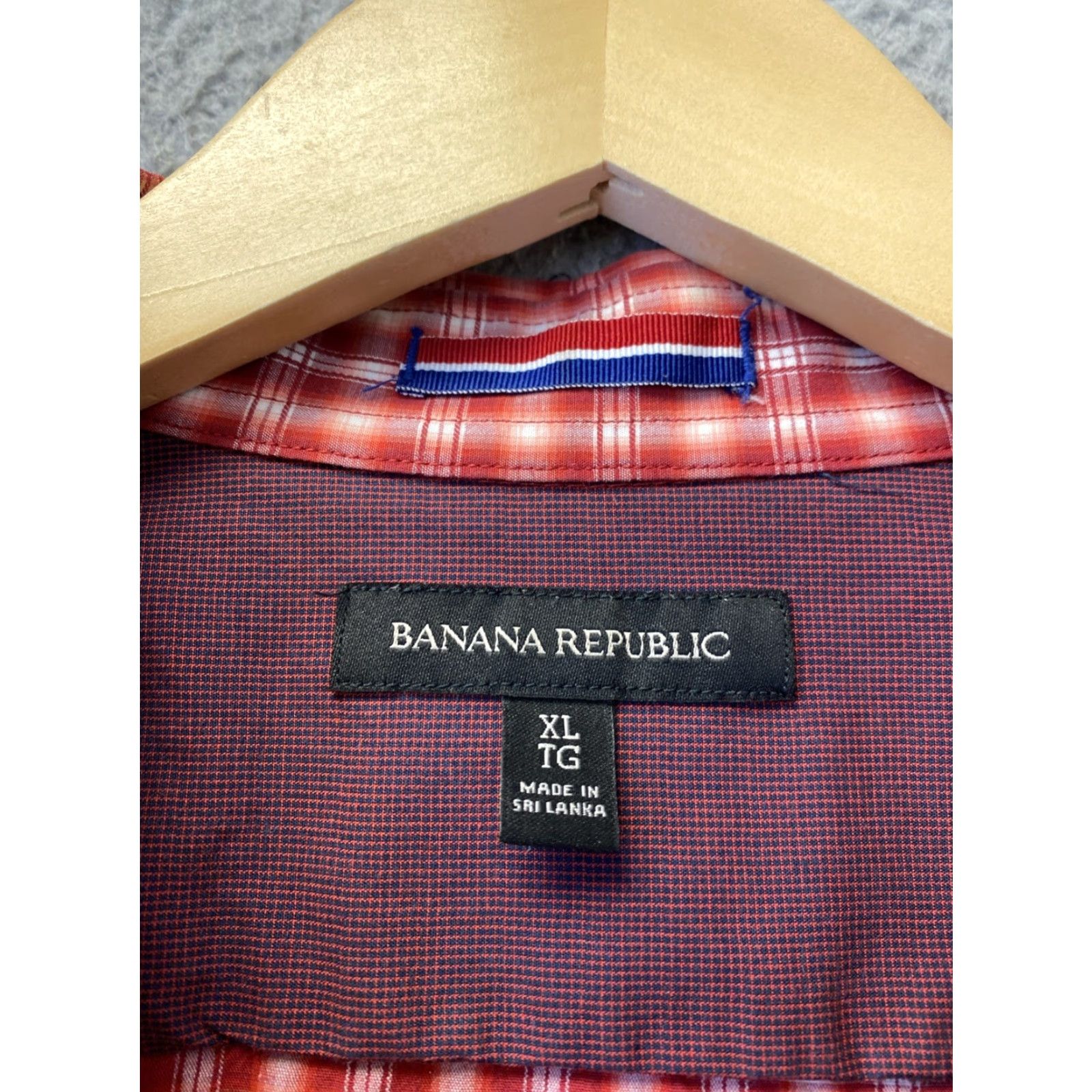 Banana Republic BANANA REPUBLIC Long Sleeve Button-Up Shirt Red Check XL Slim Fit Mens Size US XL / EU 56 / 4 - 3 Thumbnail