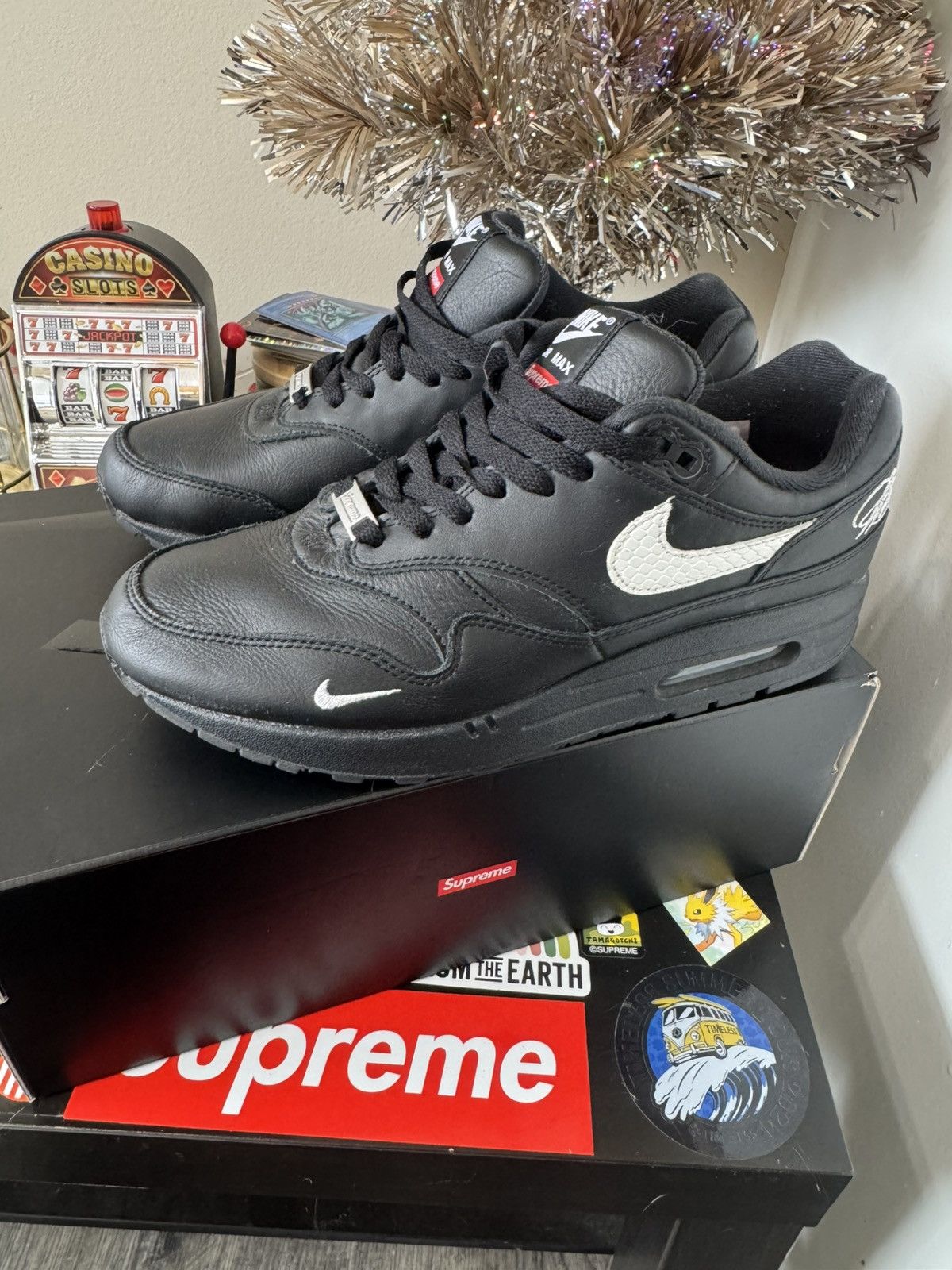 Nike x Supreme Air Max 1 ‘87 “World Famous”