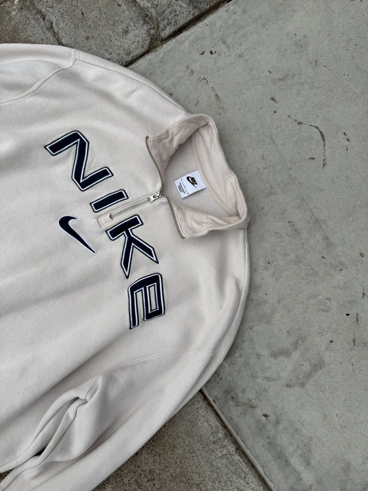 Nike NIKE BEIGE QUARTER ZIP Size US L / EU 52-54 / 3 - 3 Thumbnail