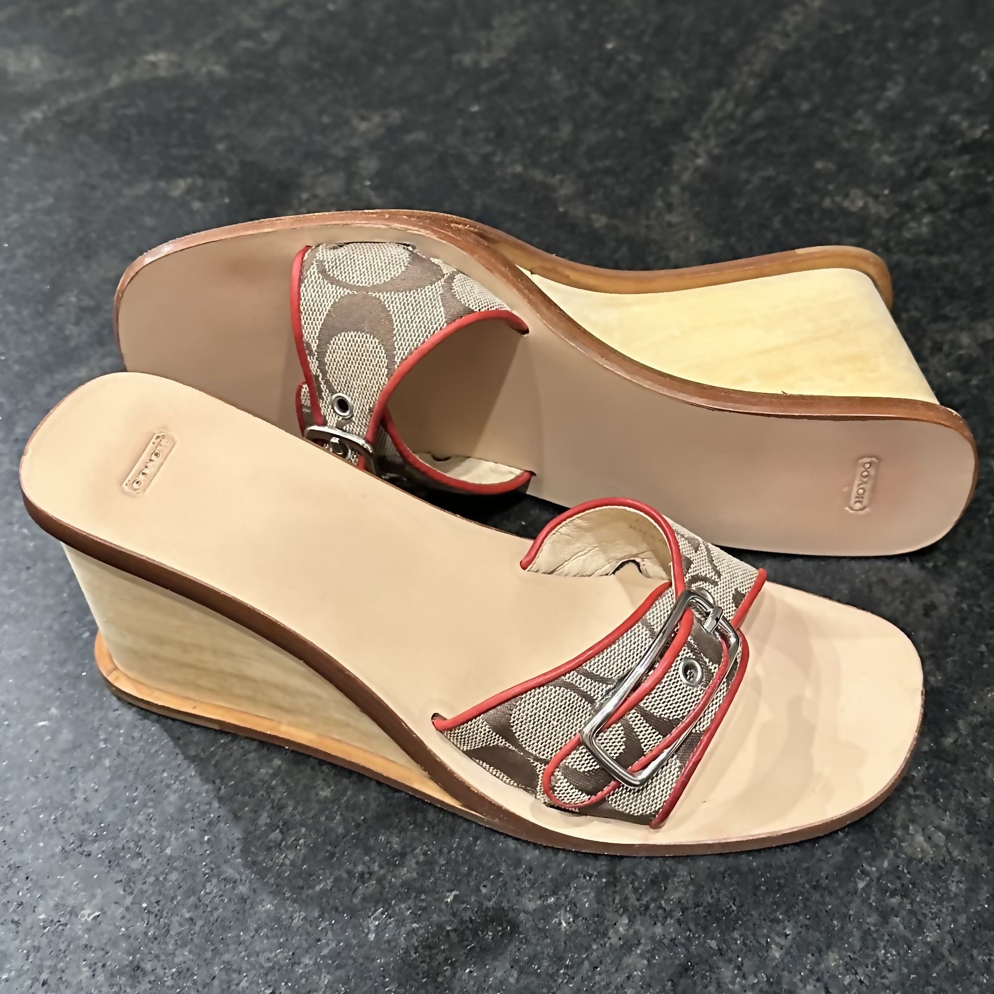 Coach *Vintage 1999* COACH Honey A2 Wooden Platform Wedge Mule Size US 7.5 / IT 37.5 - 1 Thumbnail