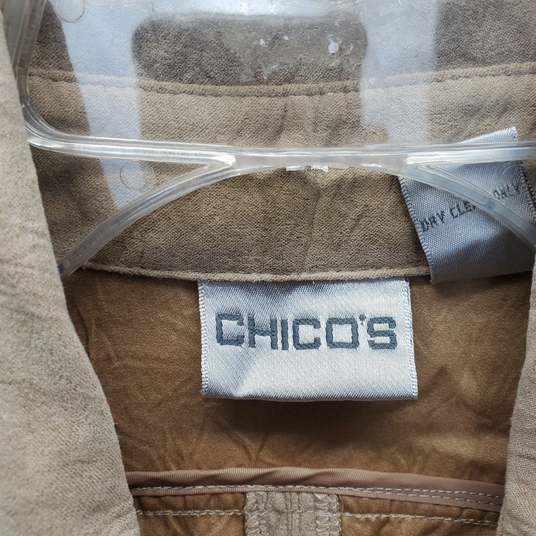 Vintage Chico's Jacket Womens Tan Lightweight Long Sleeve Collared Button Front - Size Womens Size: 2 - Brown - Jacket Size XS / US 0-2 / IT 36-38 - 7 Thumbnail