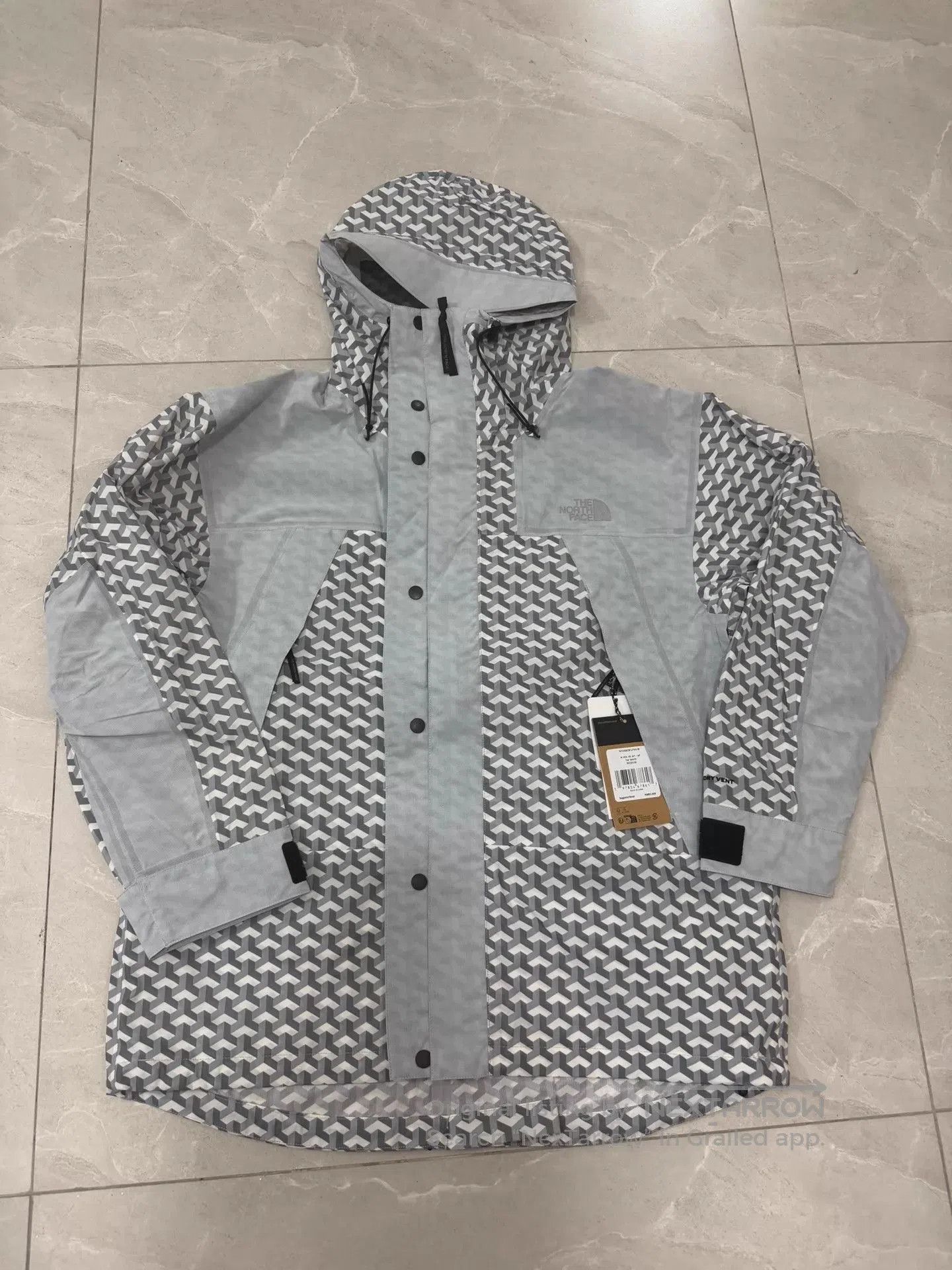 The North Face Gray Patterned Hooded Rain Jacket - Size S. Size US S / EU 44-46 / 1 - 1 Thumbnail