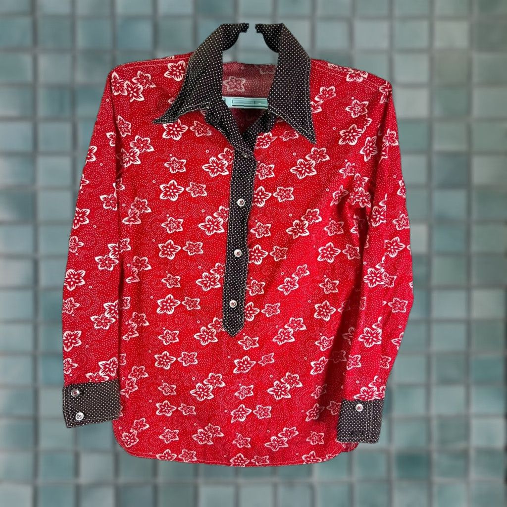 Vintage Vintage Michigan Women's Size S Long Sleeve Floral Button-Up Shirt Red Black Size S / US 4 / IT 40 - 1 Thumbnail