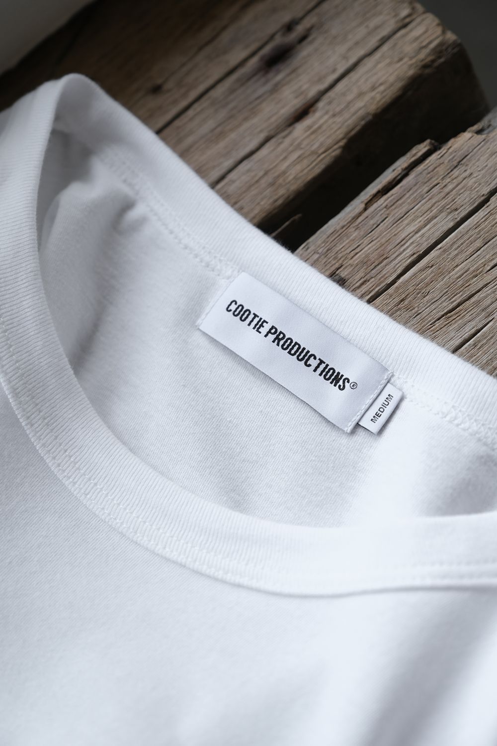 Japanese Brand COOTIE PRODUCTIONS/ PRINT S/S TEE (DONE) -WHITE Size US M / EU 48-50 / 2 - 4 Thumbnail