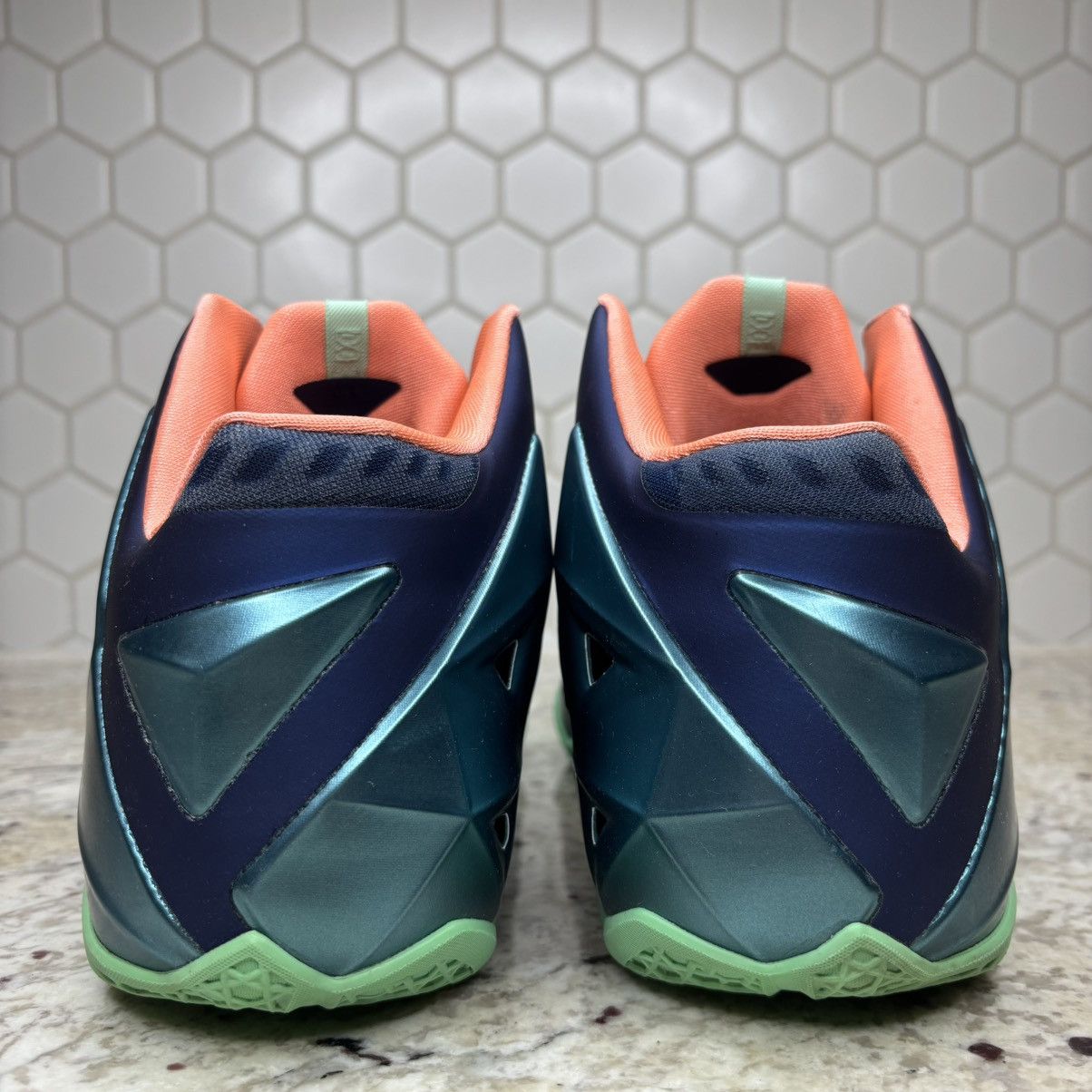 Nike Size 10.5-Nike LeBron 11 Akron vs. Miami Lightly Worn W/Box Size US 10.5 / EU 43-44 - 11 Thumbnail