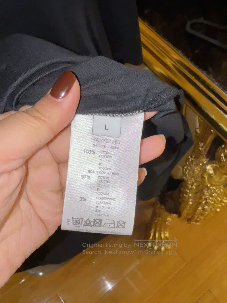 Givenchy Givenchy Sleeveless unique hole design, full of fashion se Size US L / EU 52-54 / 3 - 6 Thumbnail