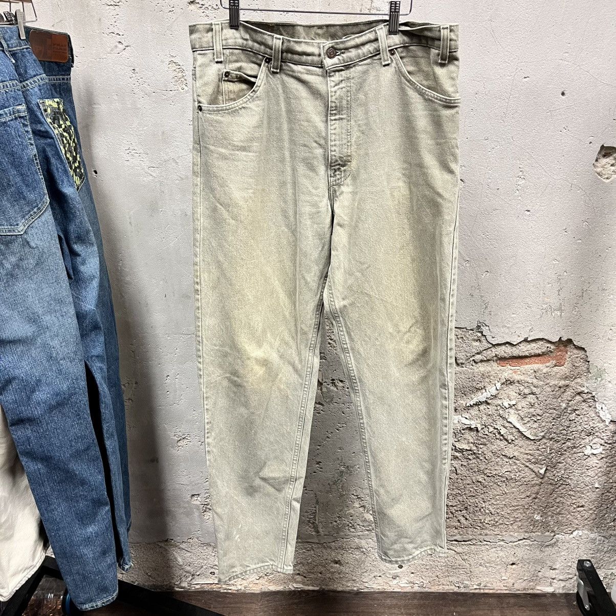 Levi's × Vintage Vintage 90s Levis Gray-Taupe Denim USA Made Distressed Size US 36 / EU 52 - 1 Thumbnail