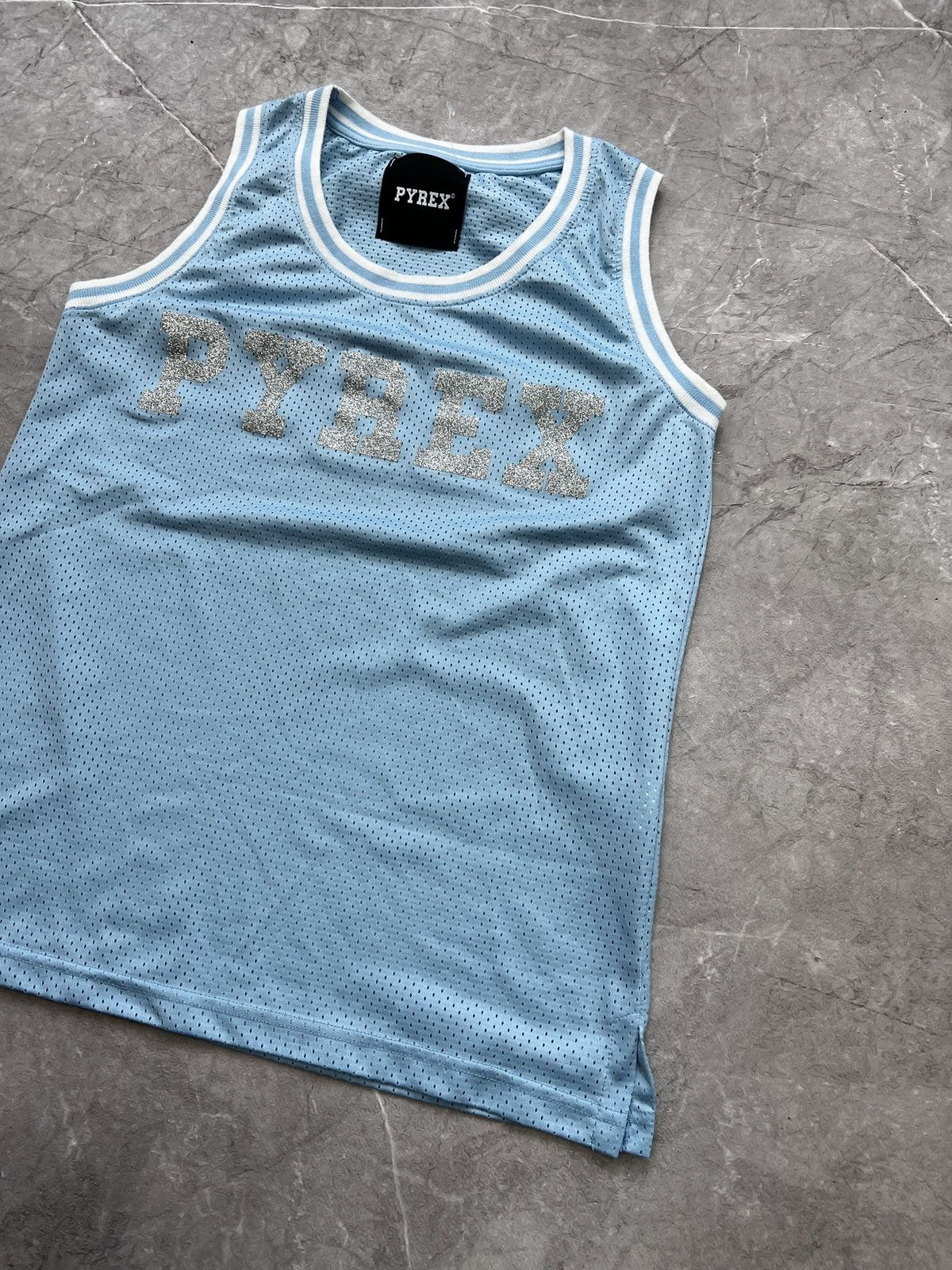 Pyrex Vision Vintage PYREX BASKETBALL BIG LOGO JERSEY TANK TOP Size US S / EU 44-46 / 1 - 2 Thumbnail