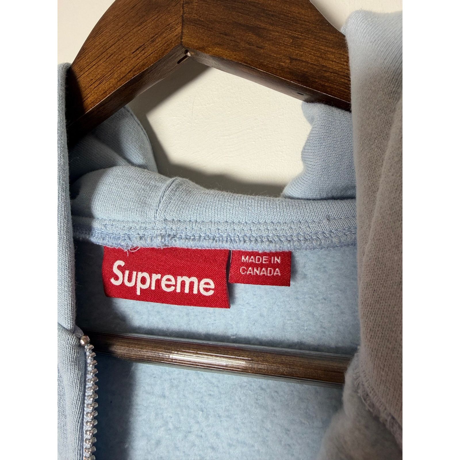 Supreme Supreme S Logo Zip Up Hooded Sweatshirt 'Light Blue' Size US S / EU 44-46 / 1 - 4 Thumbnail